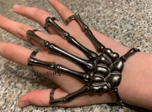 Jewelry Hand Skull Skeleton Bracelet (Black) Size ONE SIZE - 1 Thumbnail