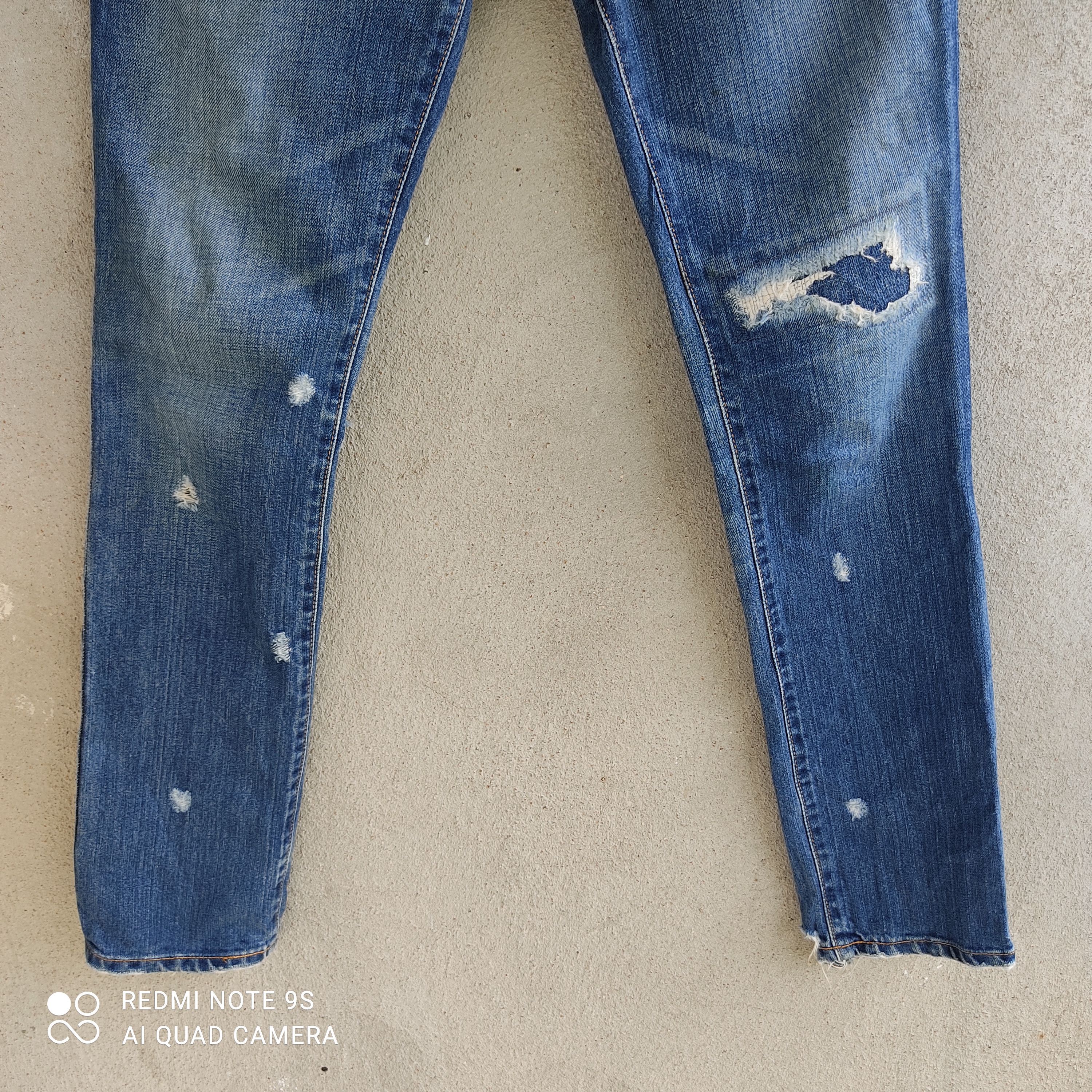 Issey Miyake Issey Miyake Sunaokuwahara Buckleback Distressed Denime Size 32" / US 10 / IT 46 - 5 Thumbnail