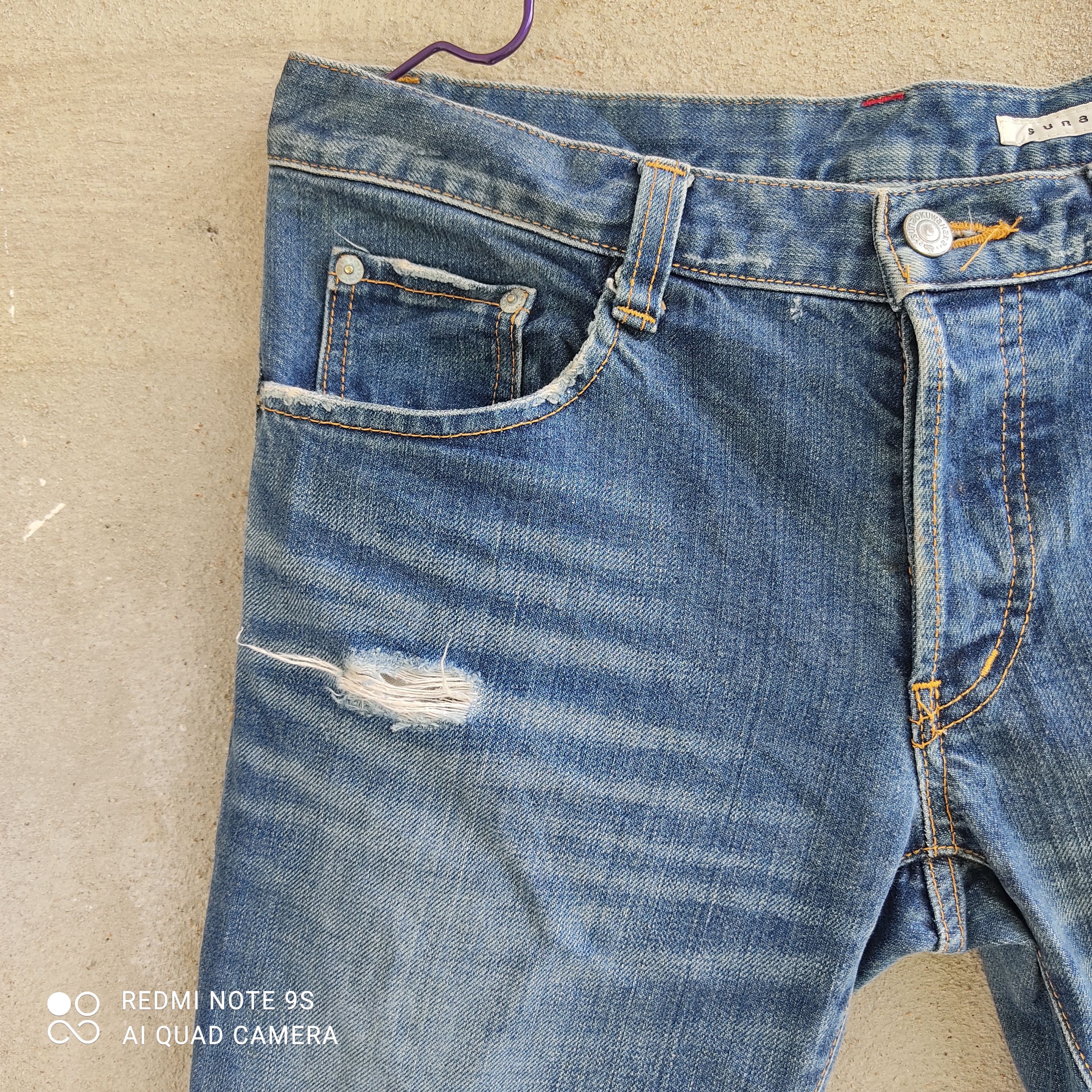 Issey Miyake Issey Miyake Sunaokuwahara Buckleback Distressed Denime Size 32" / US 10 / IT 46 - 6 Thumbnail