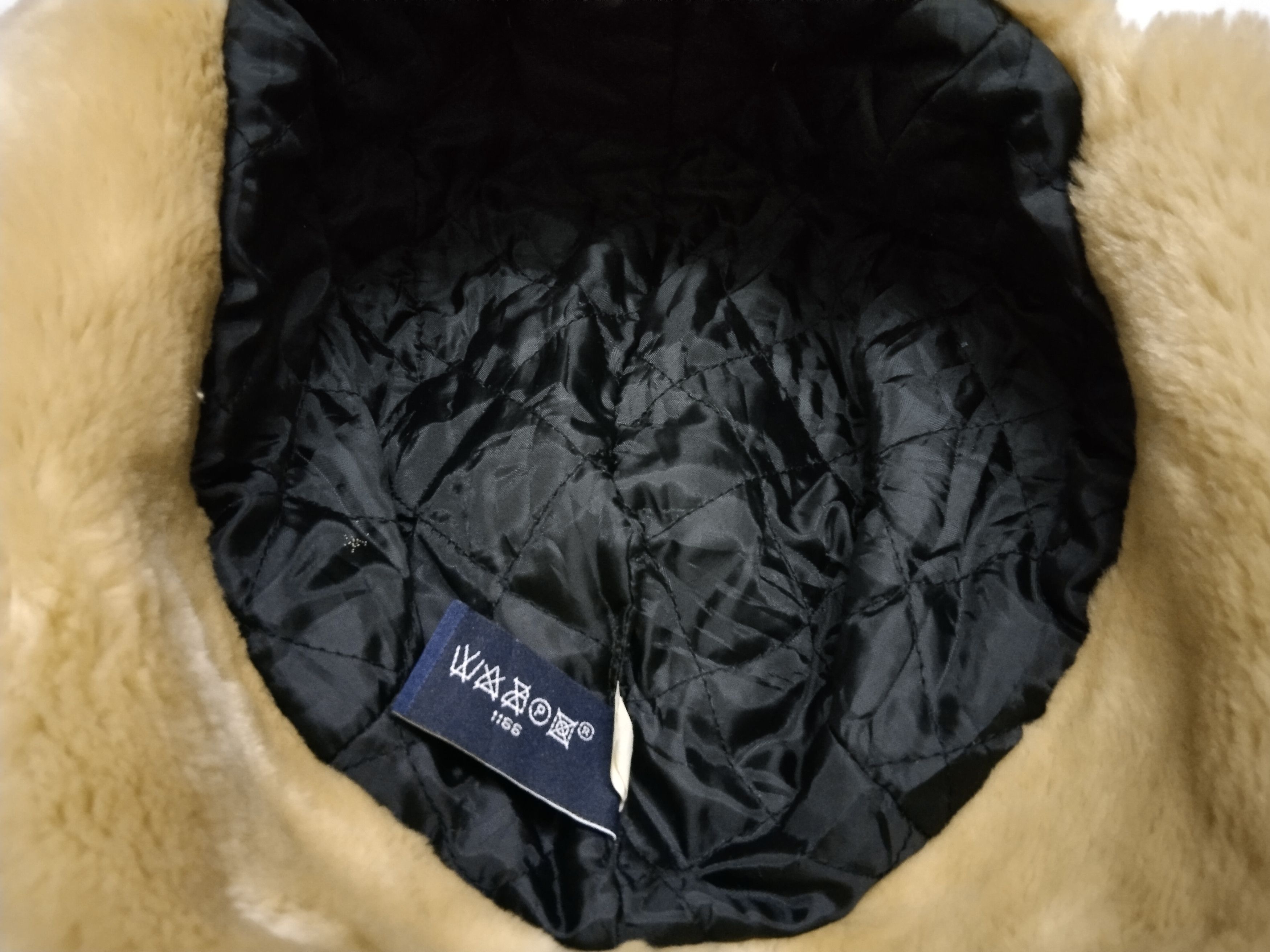 Gap VINTAGE GAP FLUFFY PLUSH WIND STOPPER/TRAPPER HAT Size ONE SIZE - 24 Thumbnail