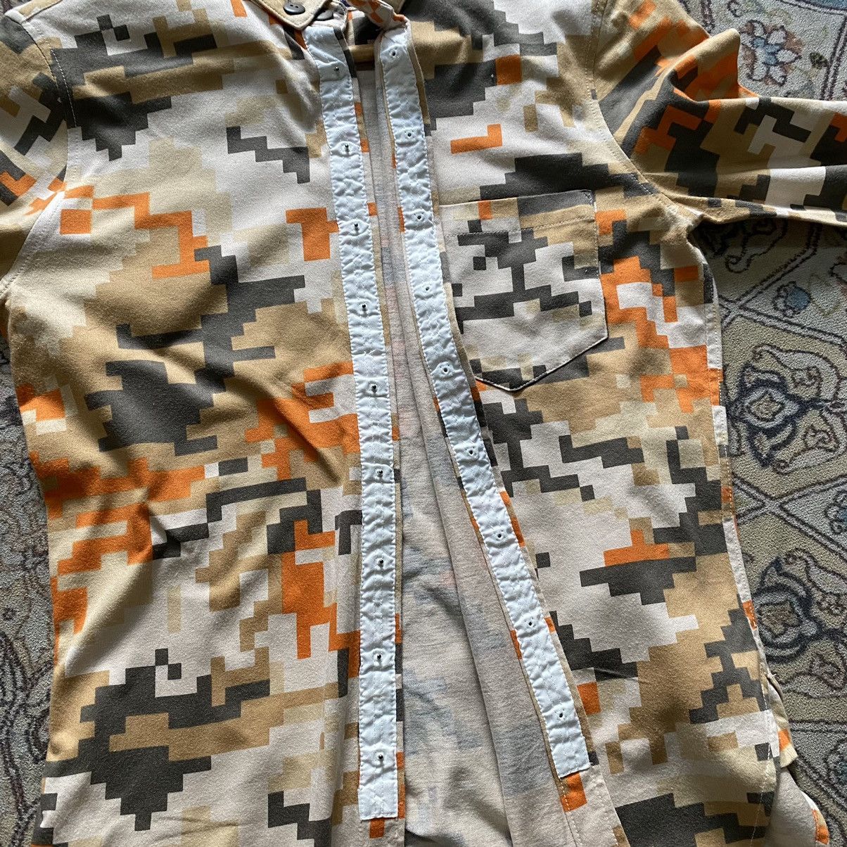 Beauty Beast Beauty Beast Digital Camo Shirt Button up Size US M / EU 48-50 / 2 - 13 Thumbnail