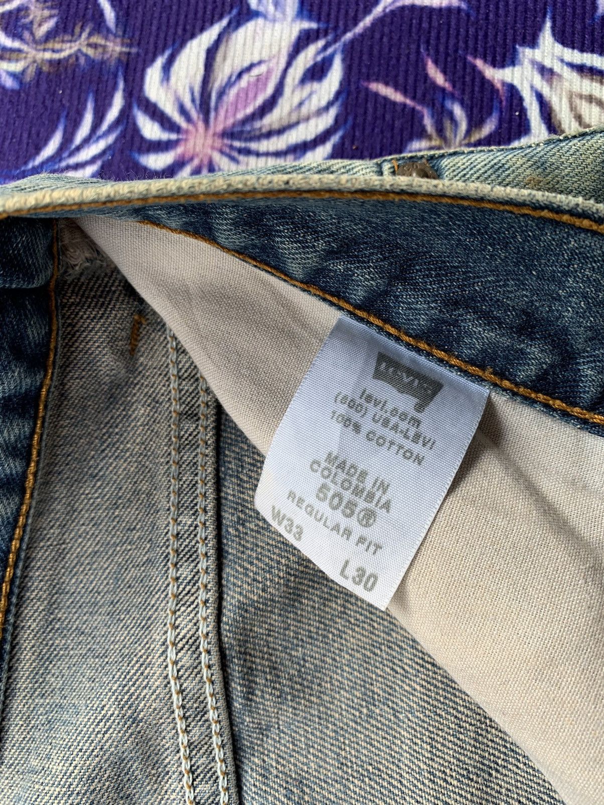 Levi's Vintage Levis 505 Faded Wash Denim Size US 35 - 4 Thumbnail