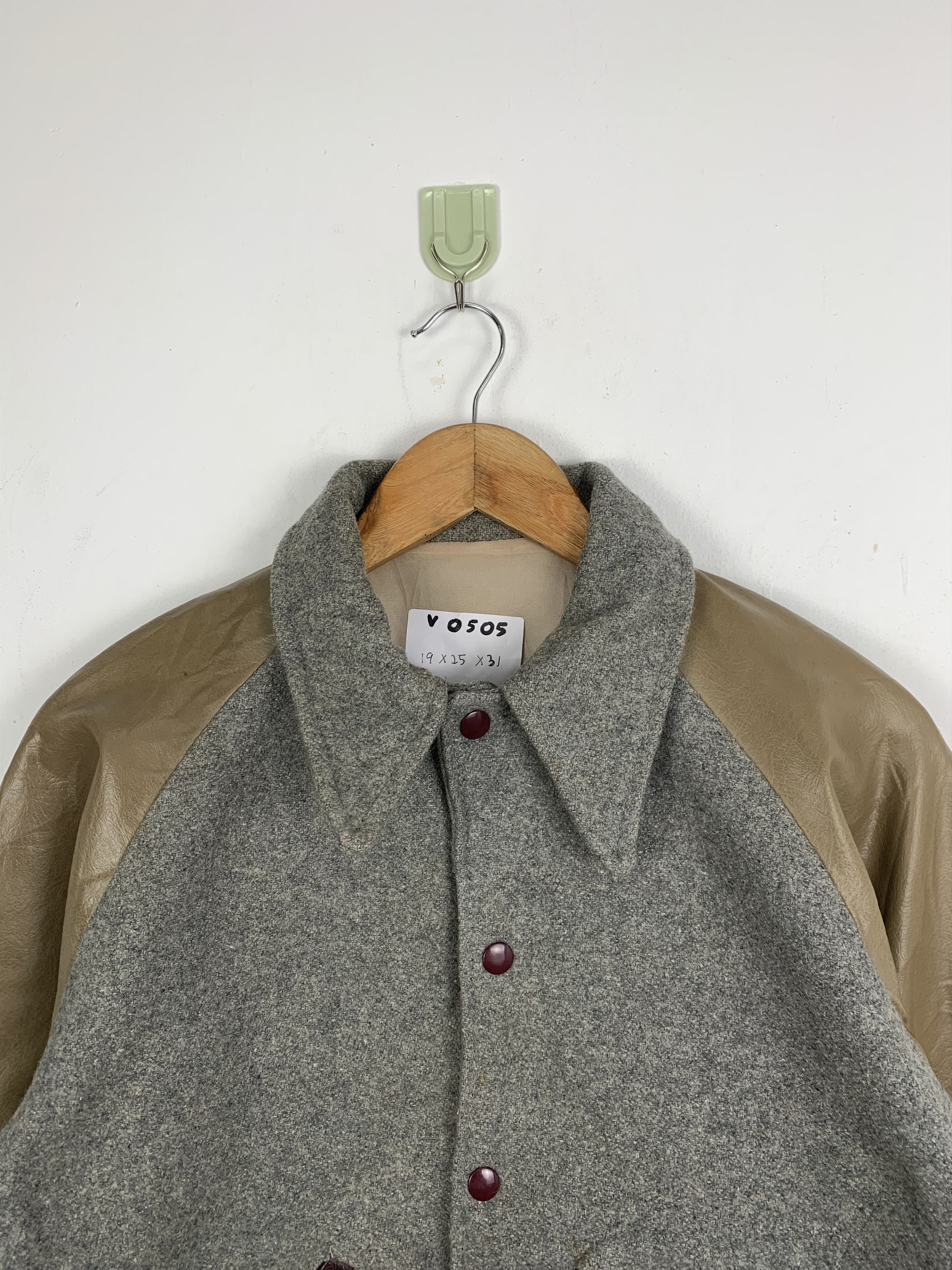 Japanese Brand Vintage 70s Japanese Brand Sleeve Leather Varsity V0505 Size US M / EU 48-50 / 2 - 2 Thumbnail