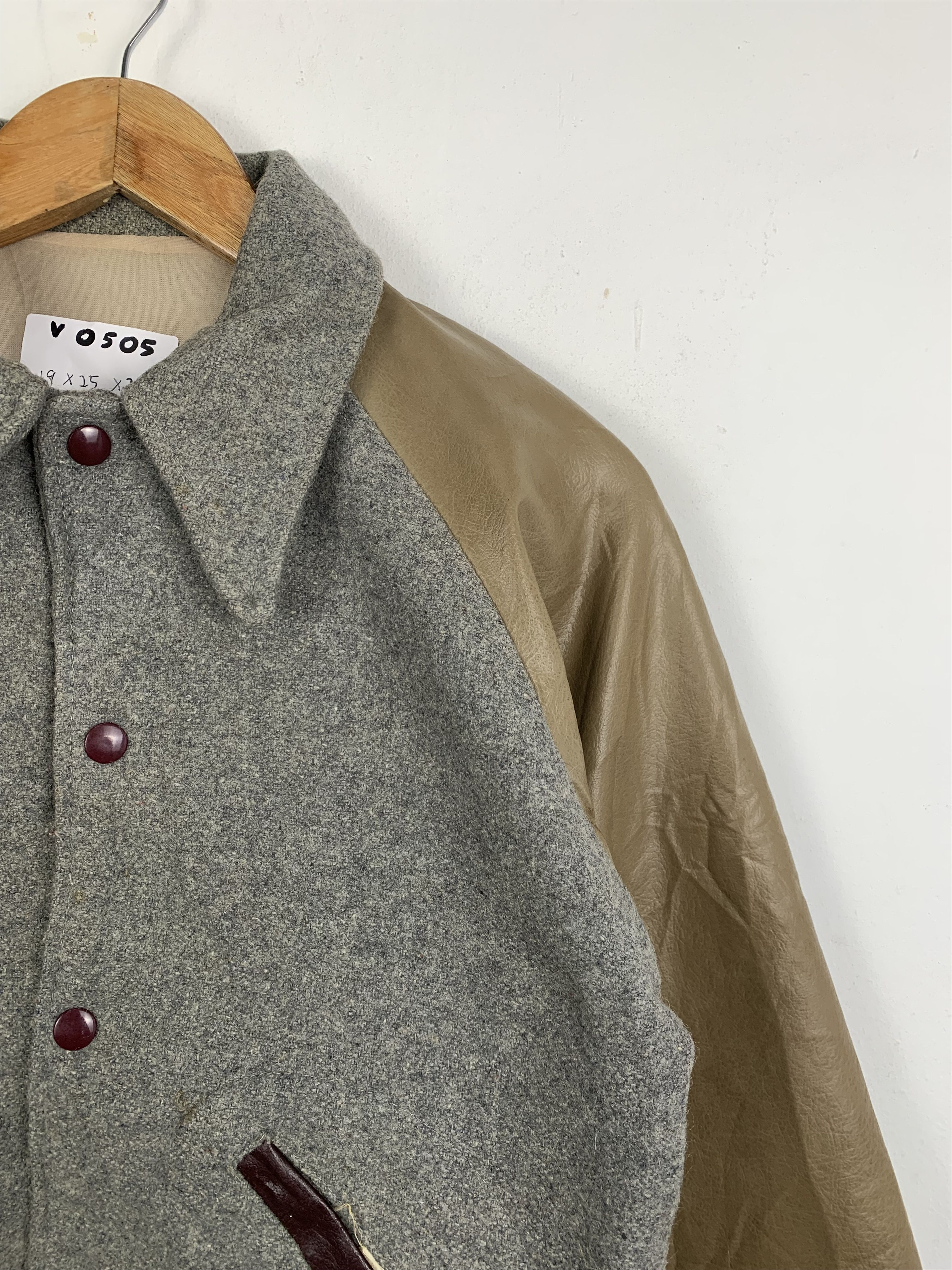 Japanese Brand Vintage 70s Japanese Brand Sleeve Leather Varsity V0505 Size US M / EU 48-50 / 2 - 7 Thumbnail