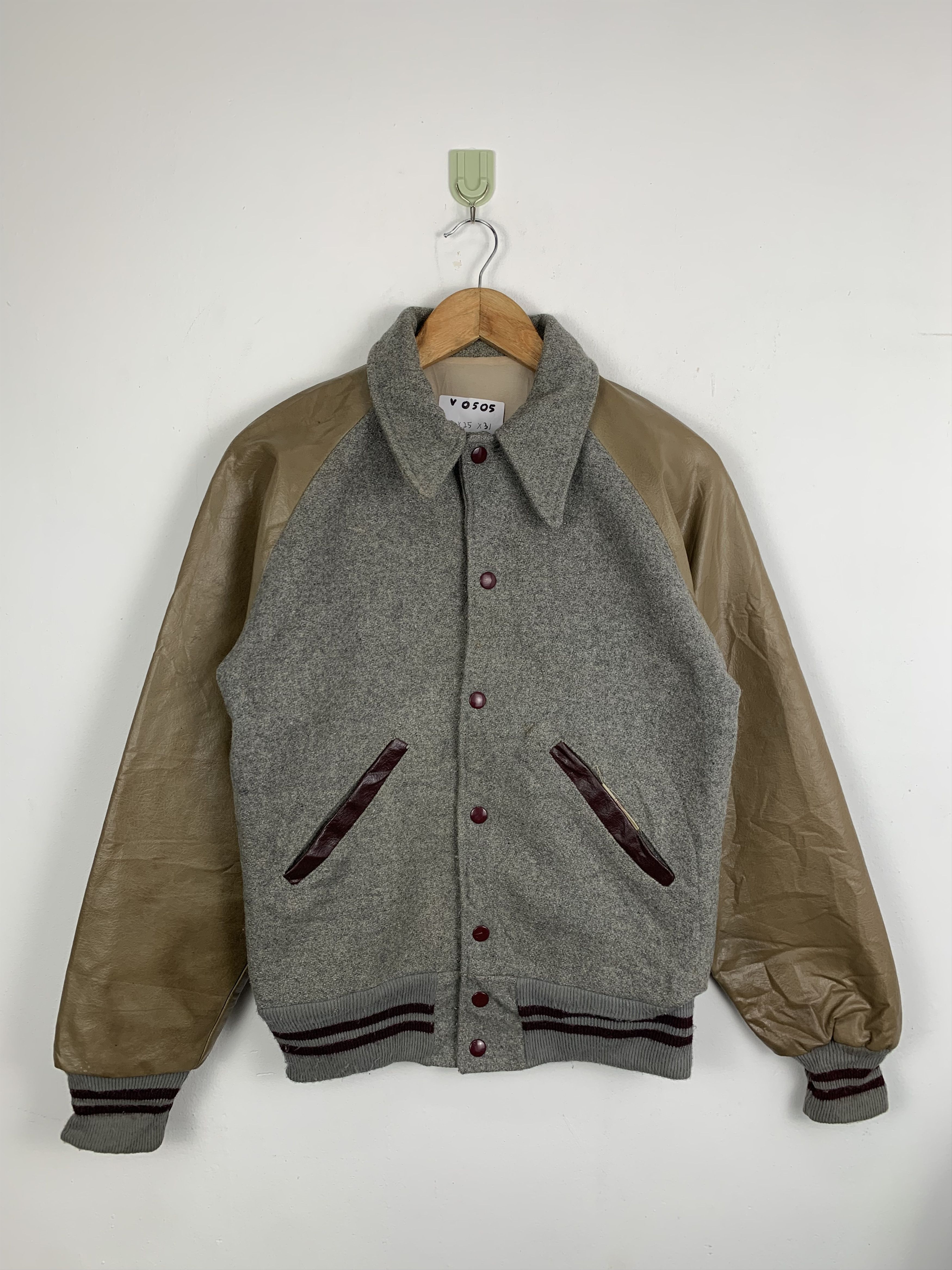 Japanese Brand Vintage 70s Japanese Brand Sleeve Leather Varsity V0505 Size US M / EU 48-50 / 2 - 1 Thumbnail