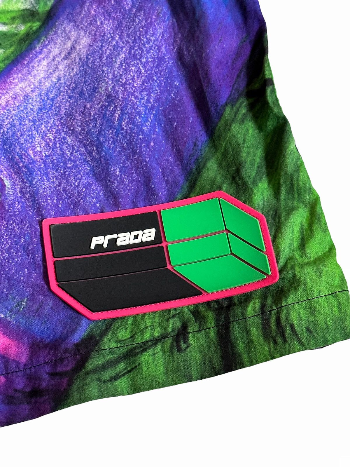 Prada FW18 Impossible Love Green Camp Bowling Shirt Size US M / EU 48-50 / 2 - 3 Thumbnail