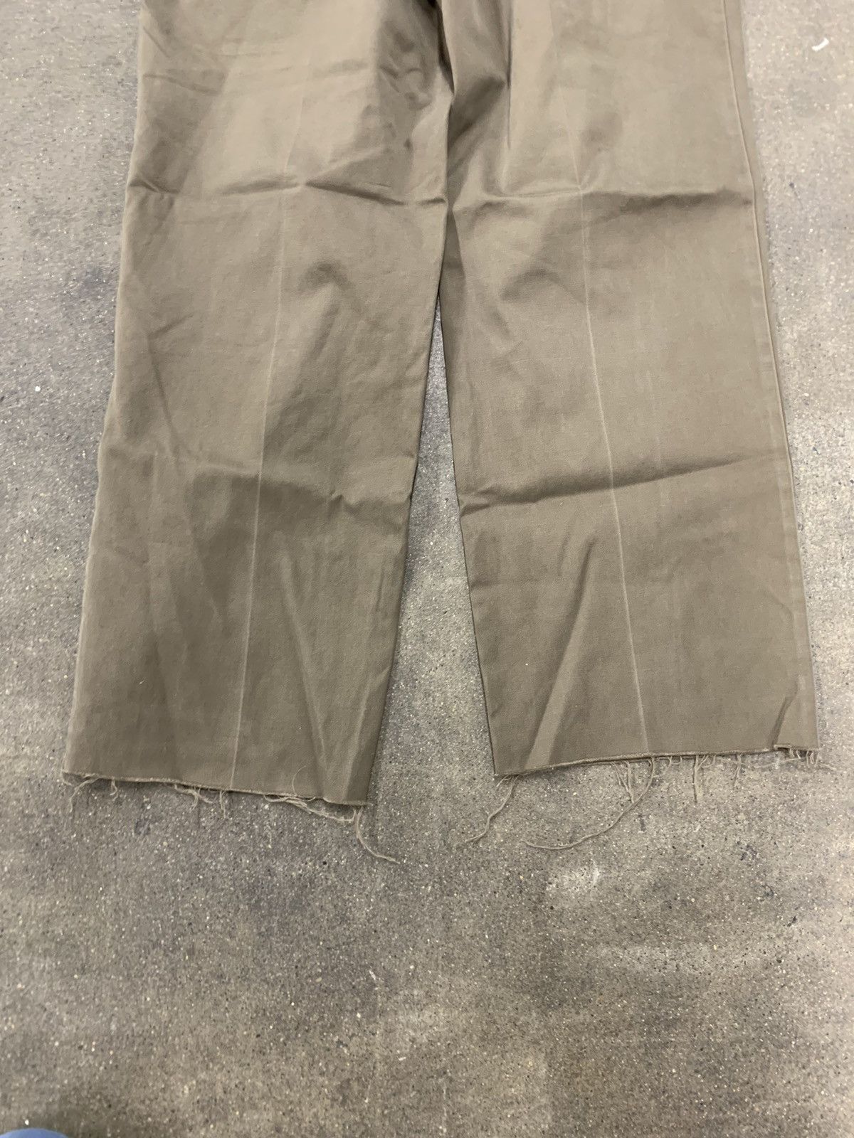 Dockers × Vintage Vintage Dockers Raw Hem Chino Pants Size US 32 / EU 48 - 6 Thumbnail
