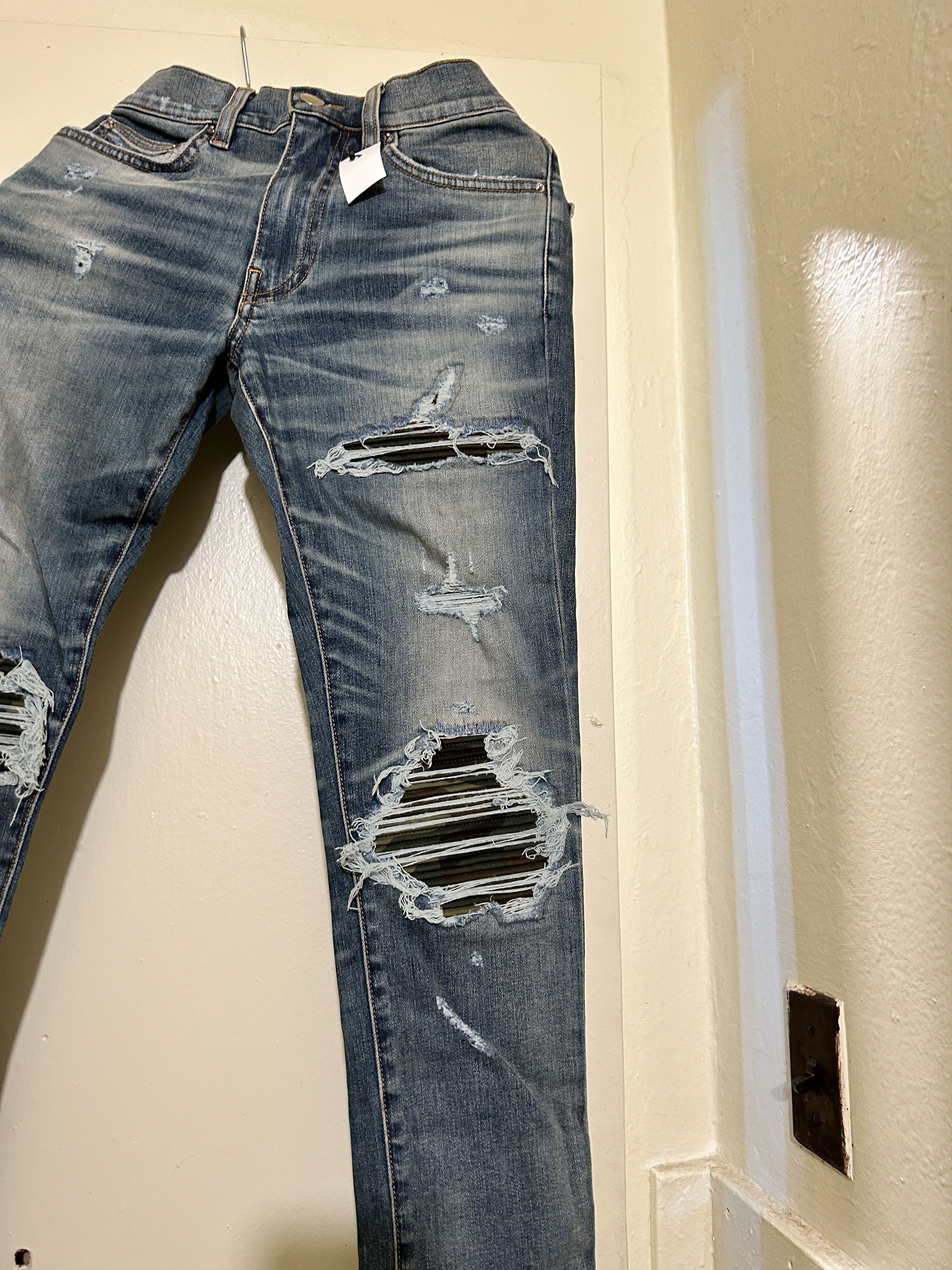 Amiri mx1 camo distressed jeans Size US 28 / EU 44 - 3 Thumbnail
