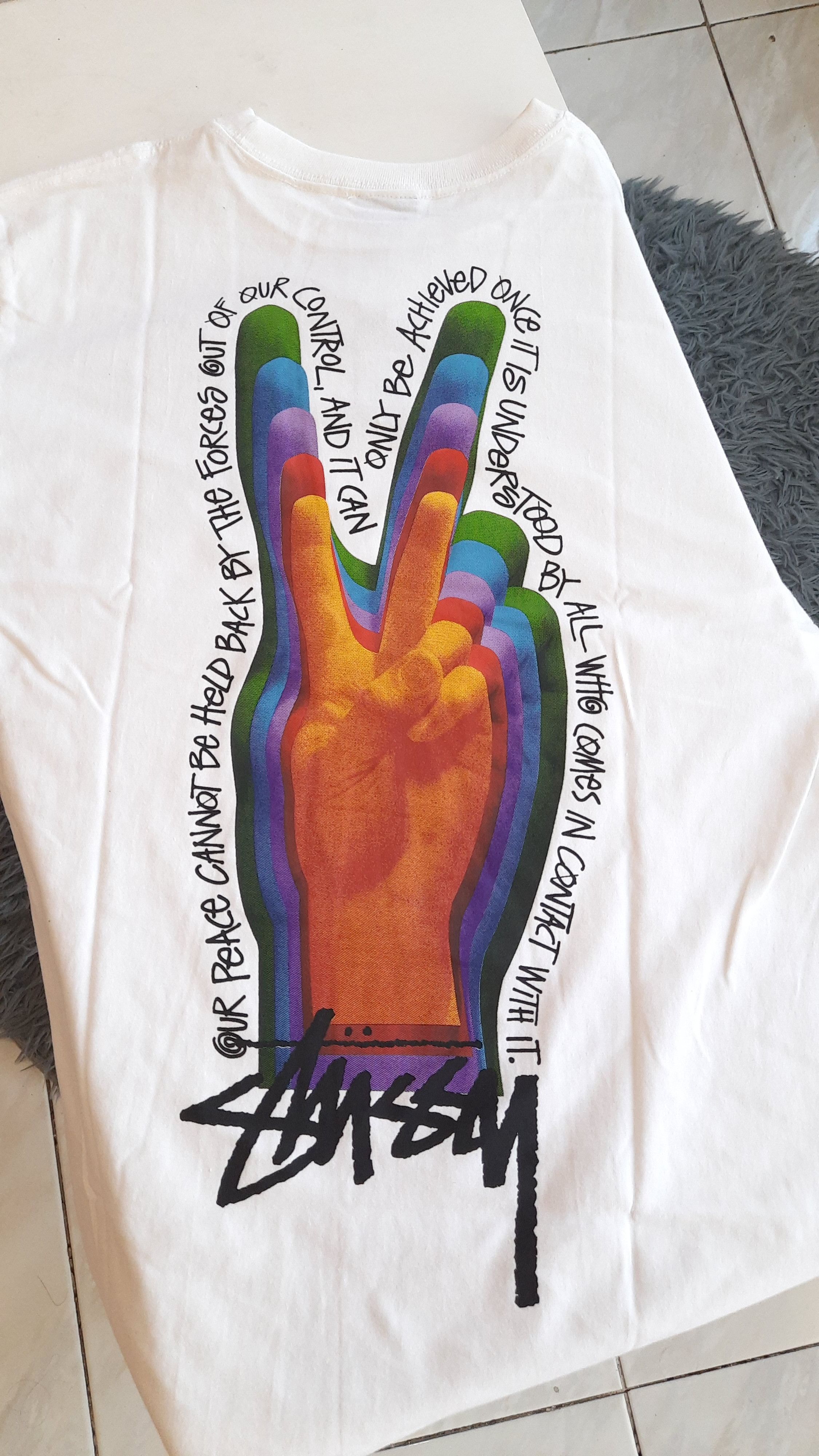 中古・古着通販】stussy (ステューシー) ピースサインTシャツ