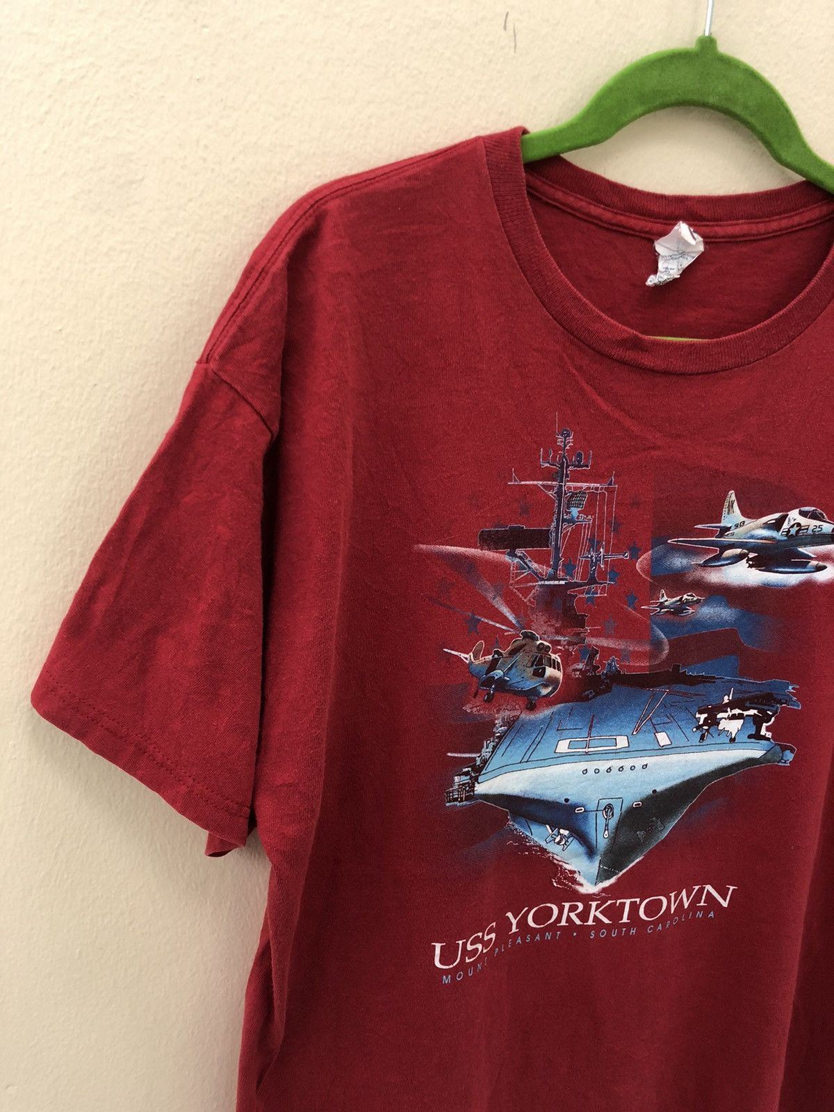 Delta × Vintage Vintage USS YORKTOWN very nice printed tees Size US L / EU 52-54 / 3 - 5 Thumbnail