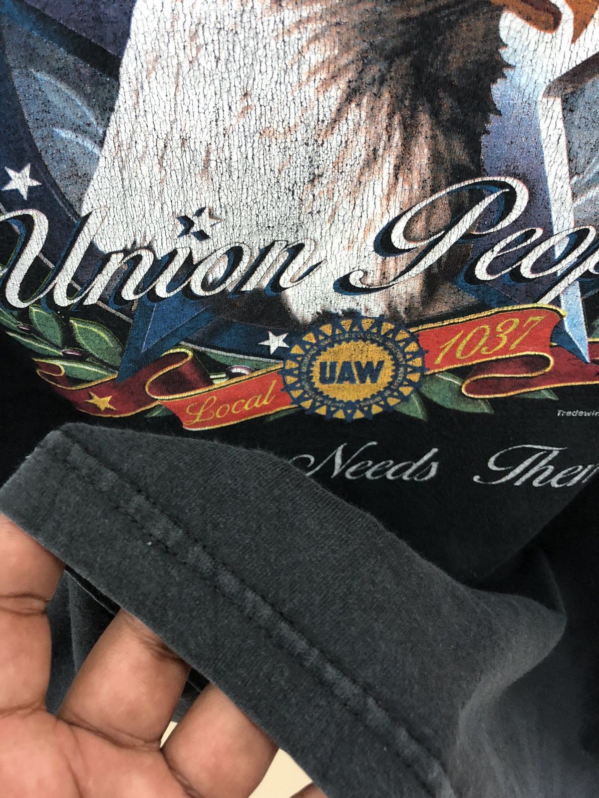 Vintage Vtg UAW UNION PEOPLE America Needs Them single pocket tees Size US L / EU 52-54 / 3 - 7 Thumbnail