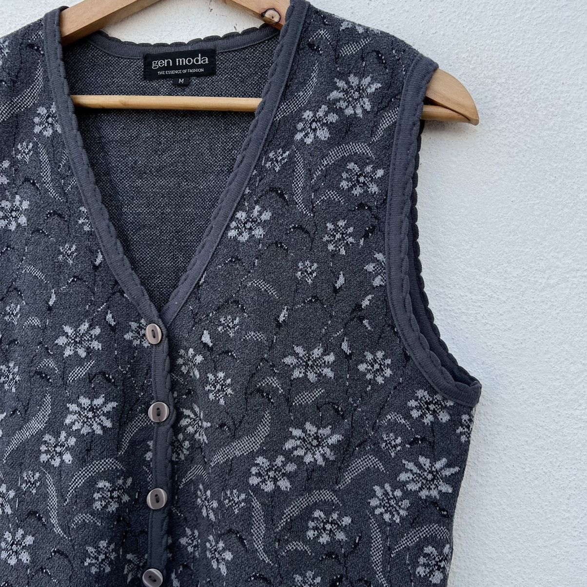 Japanese Brand RARE DESIGN FLOWER FULL PRINT GEN MODA TANK TOP VEST Size US M / EU 48-50 / 2 - 5 Thumbnail