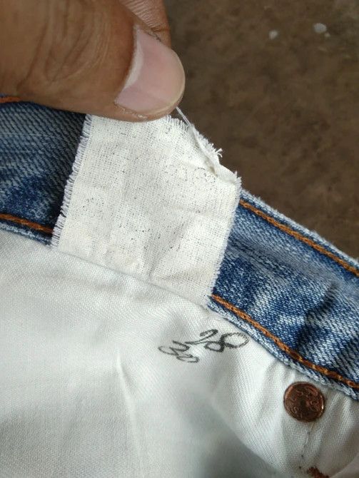 Levi's Vintage Levi's Jeans 502 Straight Leg Distressed Denim 28x32 Size US 28 / EU 44 - 7 Thumbnail