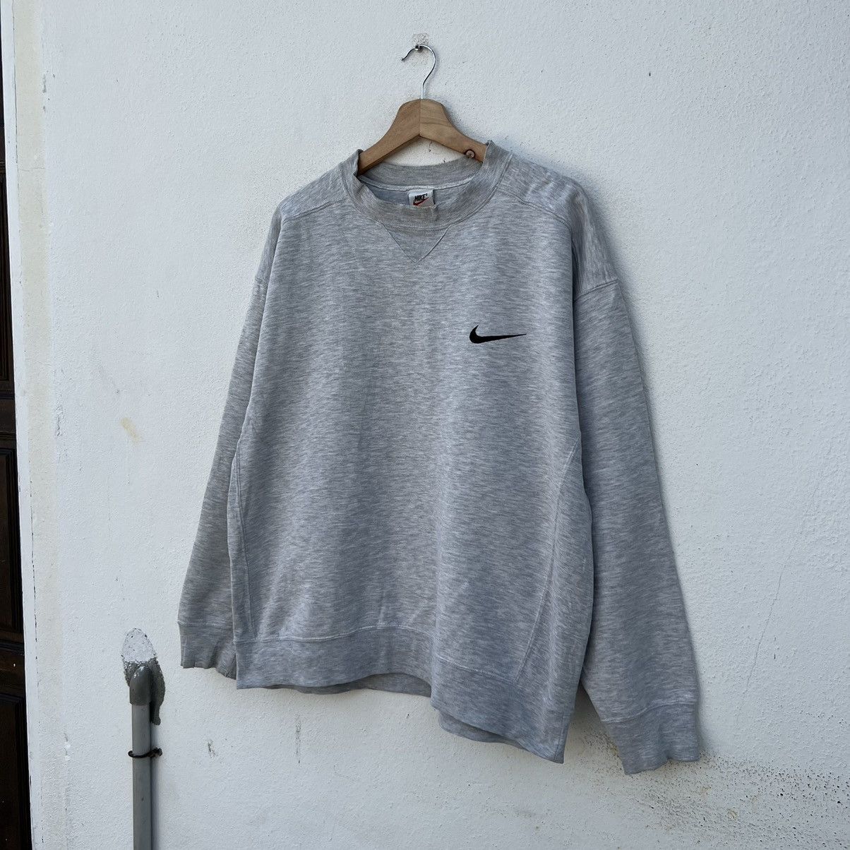 Nike VINTAGE NIKE SMALL SWOOSH SWEATSHIRT Size US L / EU 52-54 / 3 - 2 Thumbnail