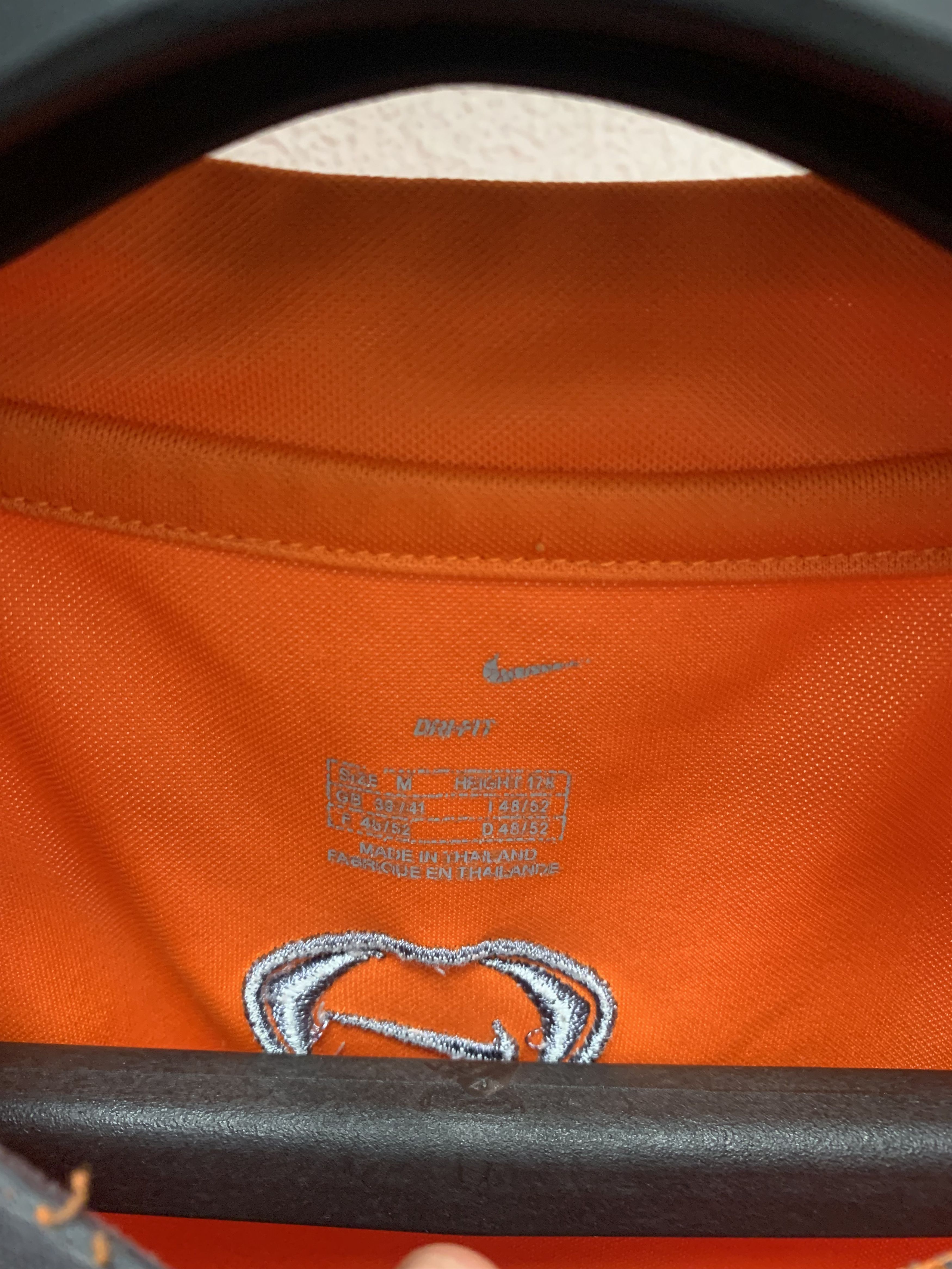 Nike Valencia Nike orange soccer jersey L size Size US L / EU 52-54 / 3 - 4 Thumbnail