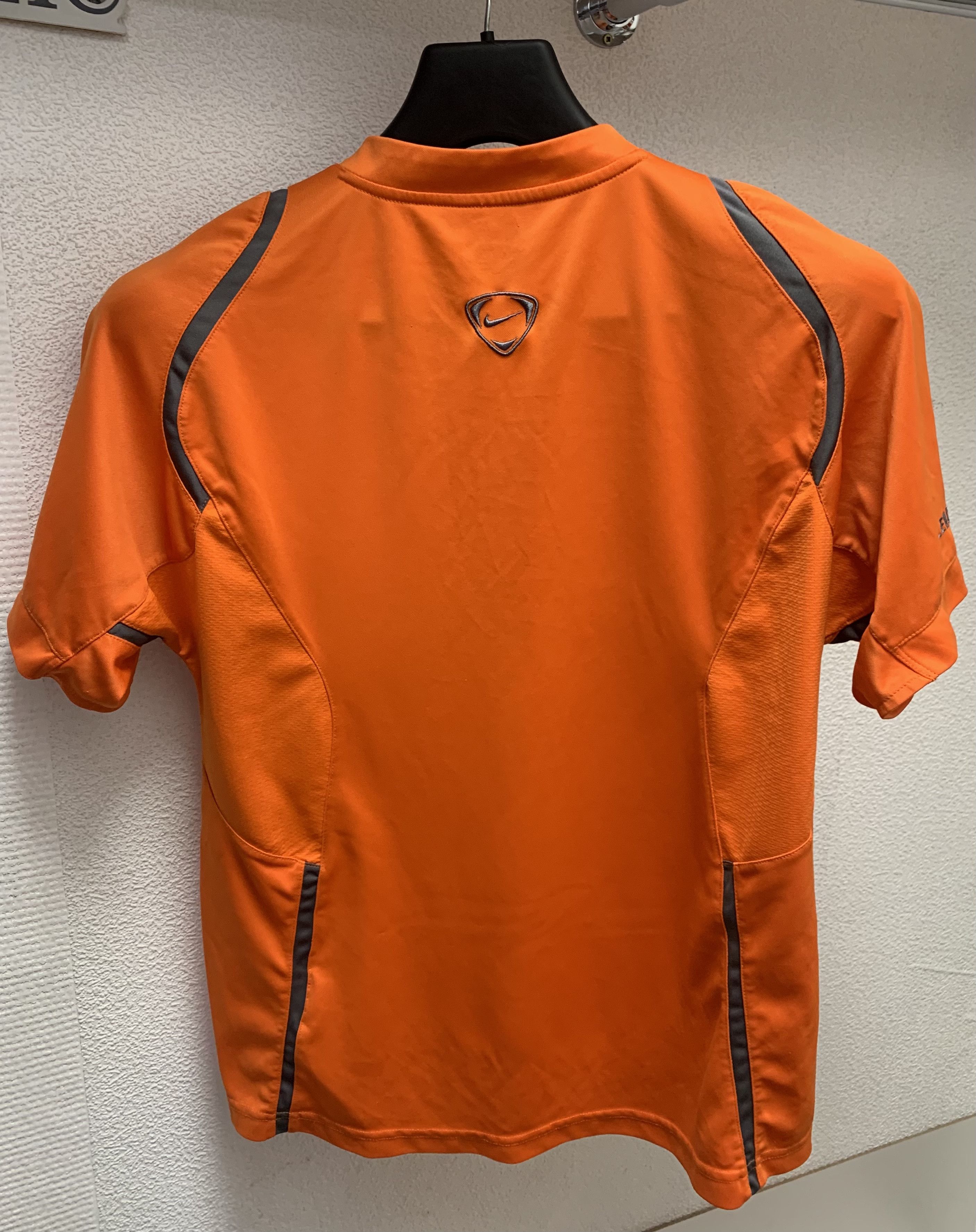 Nike Valencia Nike orange soccer jersey L size Size US L / EU 52-54 / 3 - 7 Thumbnail