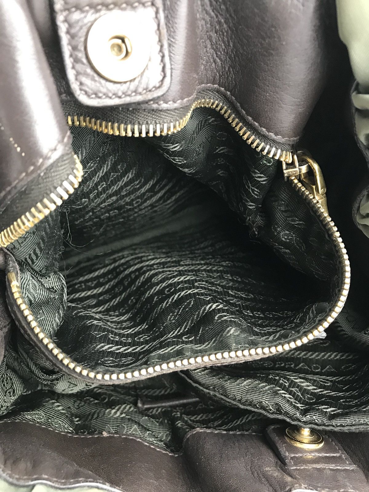 Prada ❌LAST DROP❌AUTHENTIC PRADA ITALY TESSUTO GREEN TWO WAY Size ONE SIZE - 22 Thumbnail