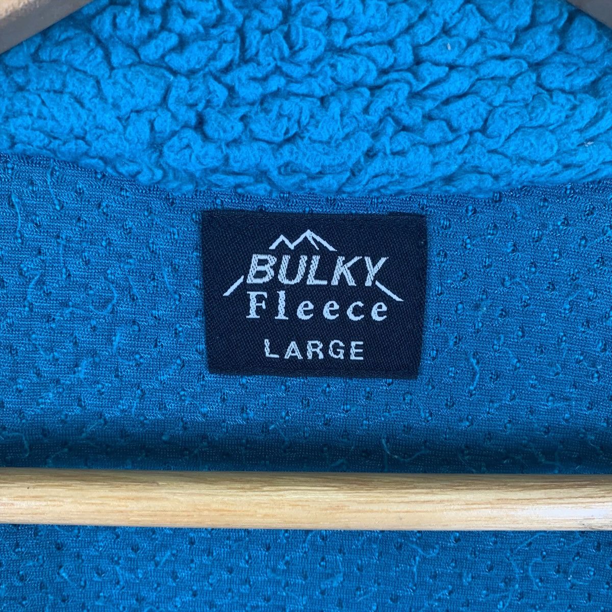 Japanese Brand × Uniqlo UNIQLO Bulky Fleece Japanese Brand Retro-X Design Sweaters Size US S / EU 44-46 / 1 - 6 Thumbnail