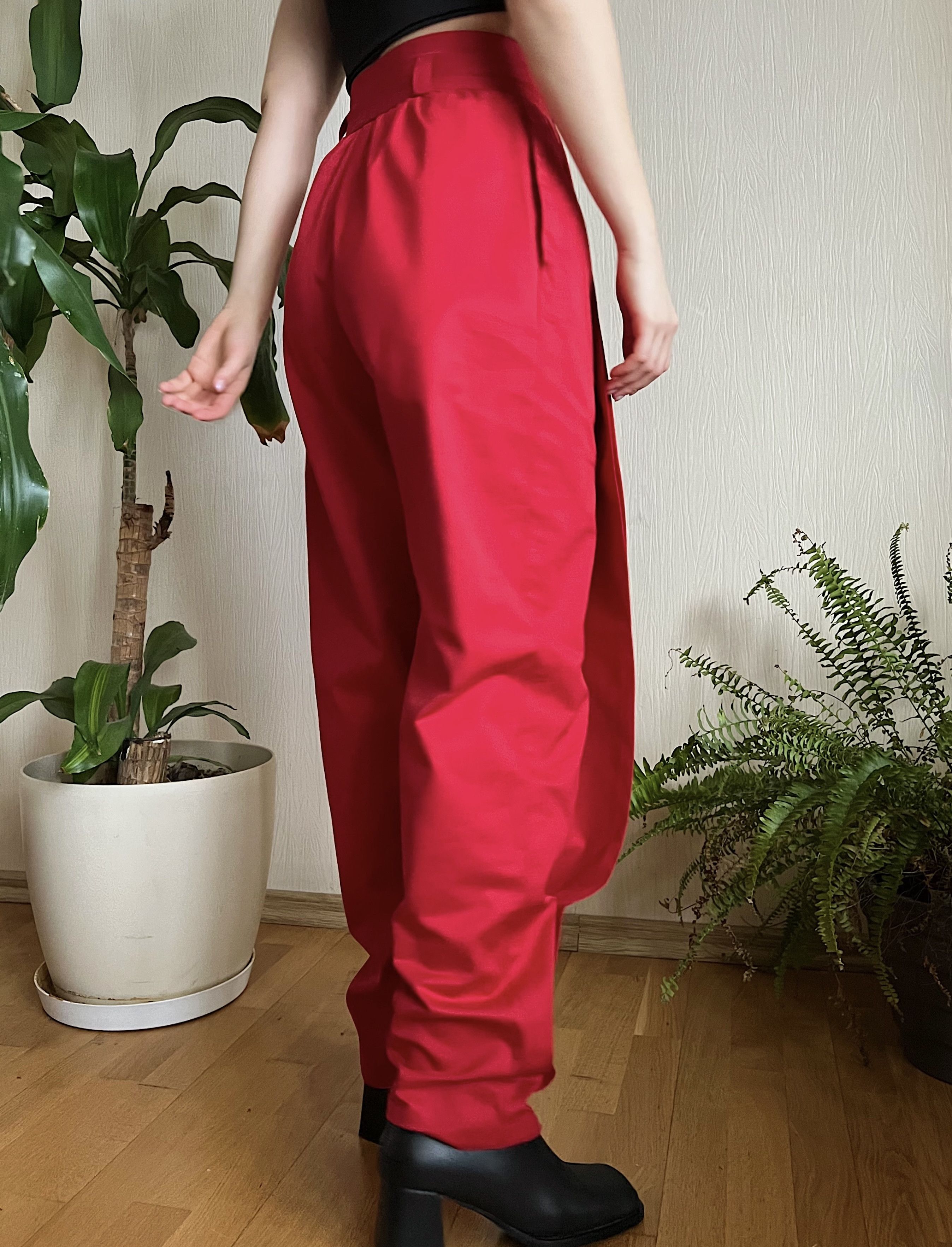 Versace 90s Gianni Versace Pleated Baggy Cotton Pants Trousers Size 27" / US 4 / IT 40 - 7 Thumbnail