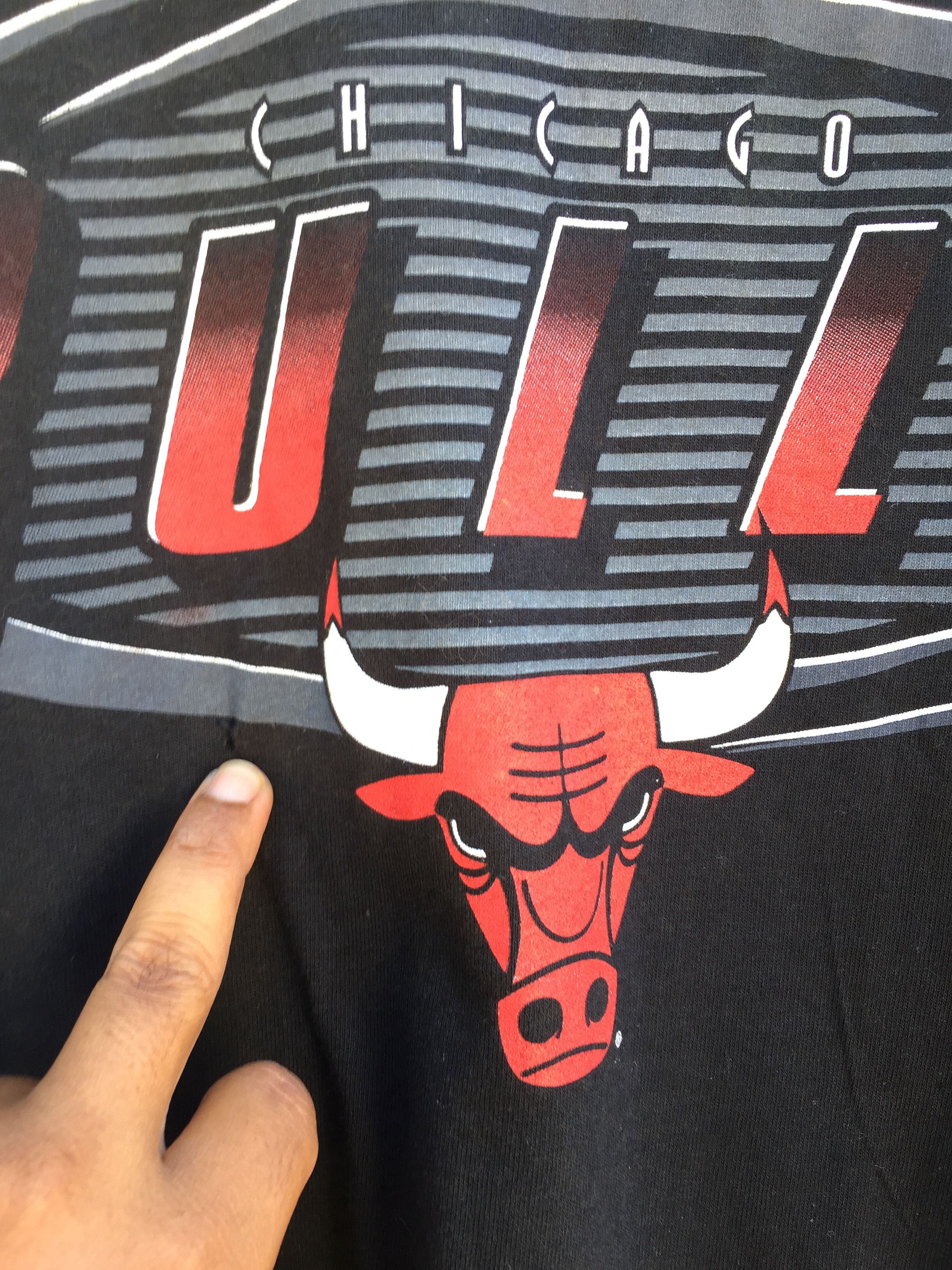 NBA Vintage 90's Salem Sportswear Chicago Bulls NBA T shirt Size US L / EU 52-54 / 3 - 5 Thumbnail