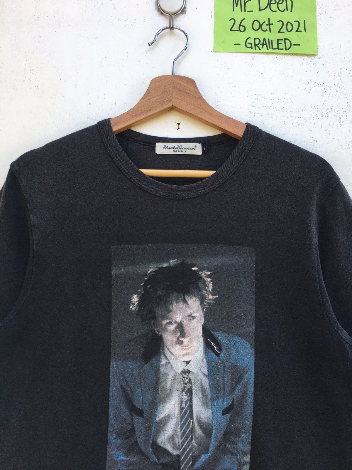 Undercover Rarest Undercover Johnny Rotten Photograph by Dennis Morris Size US S / EU 44-46 / 1 - 1 Thumbnail
