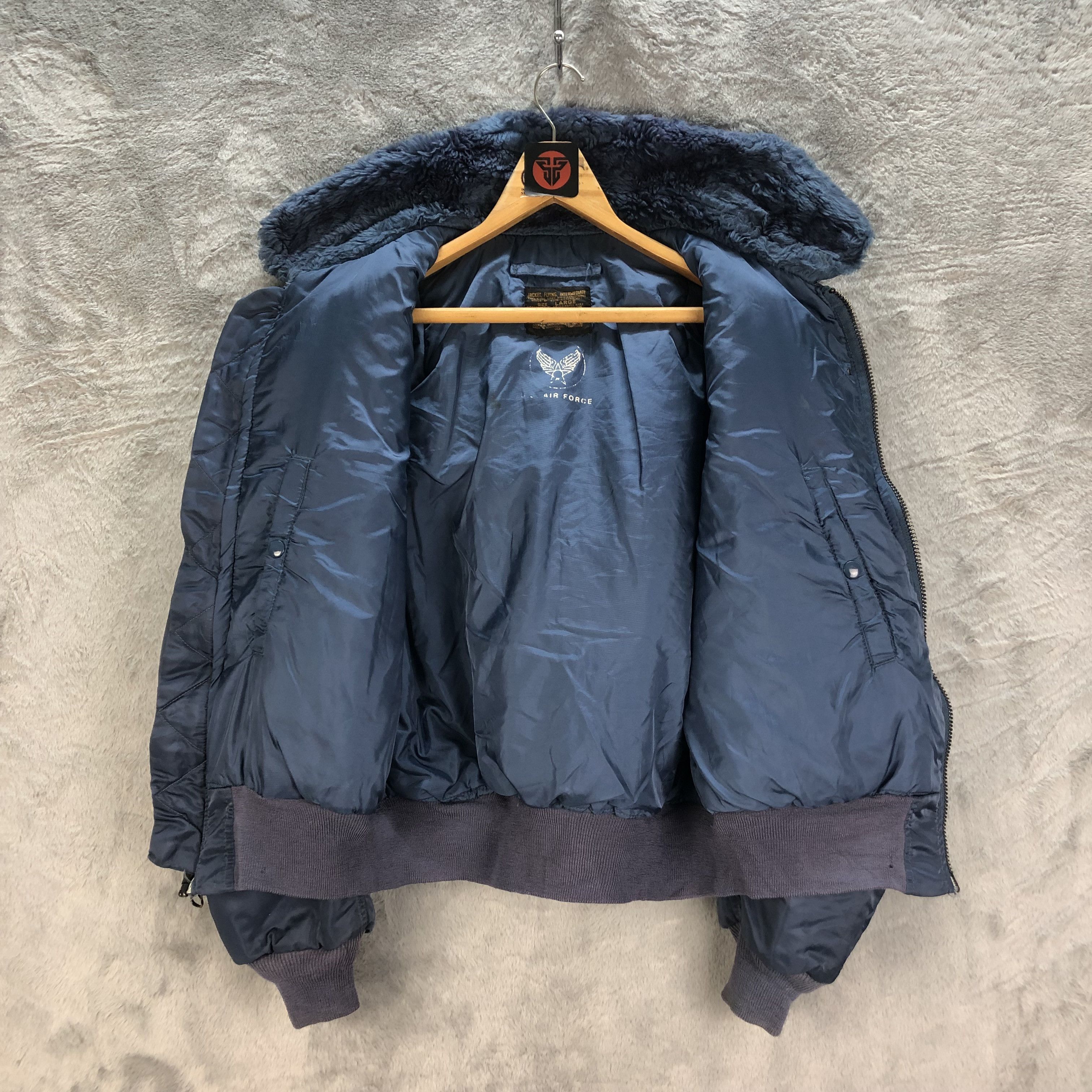 Alpha Industries VINTAGE B-15C ALPHA INDUSTRIES US AIR FORCE BOMBERS #6514-70 Size US L / EU 52-54 / 3 - 8 Thumbnail