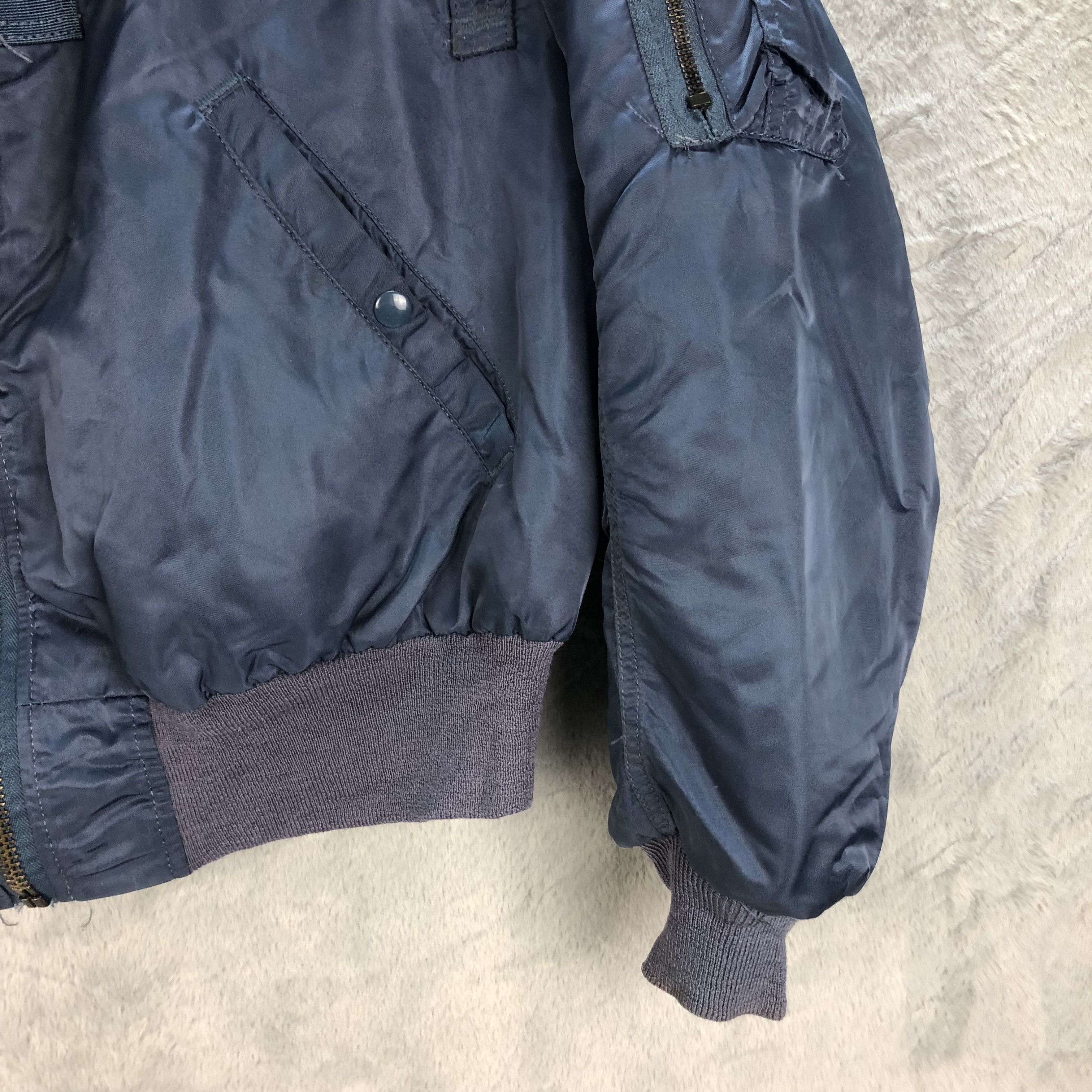 Alpha Industries VINTAGE B-15C ALPHA INDUSTRIES US AIR FORCE BOMBERS #6514-70 Size US L / EU 52-54 / 3 - 5 Thumbnail