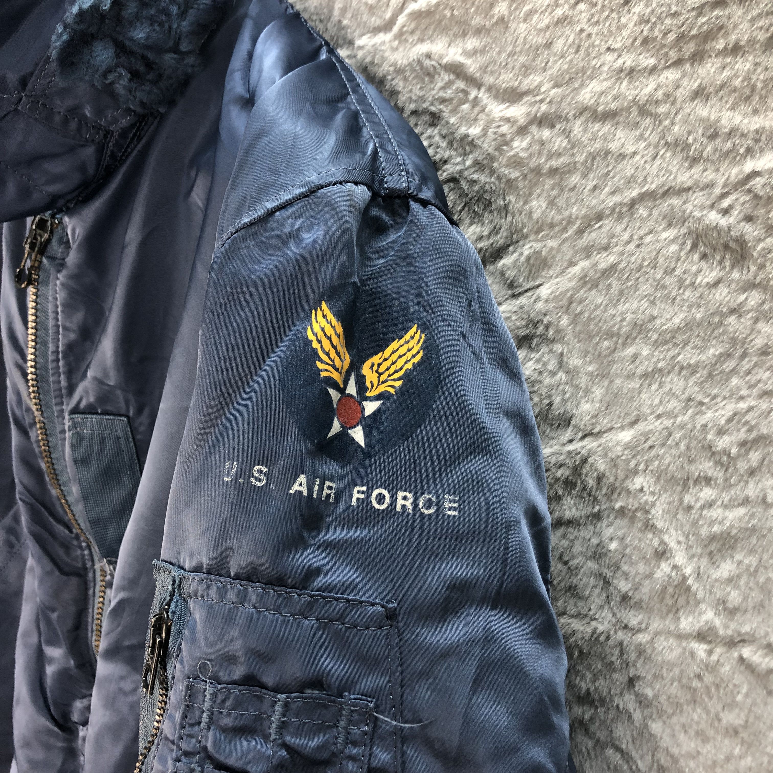 Alpha Industries VINTAGE B-15C ALPHA INDUSTRIES US AIR FORCE BOMBERS #6514-70 Size US L / EU 52-54 / 3 - 6 Thumbnail
