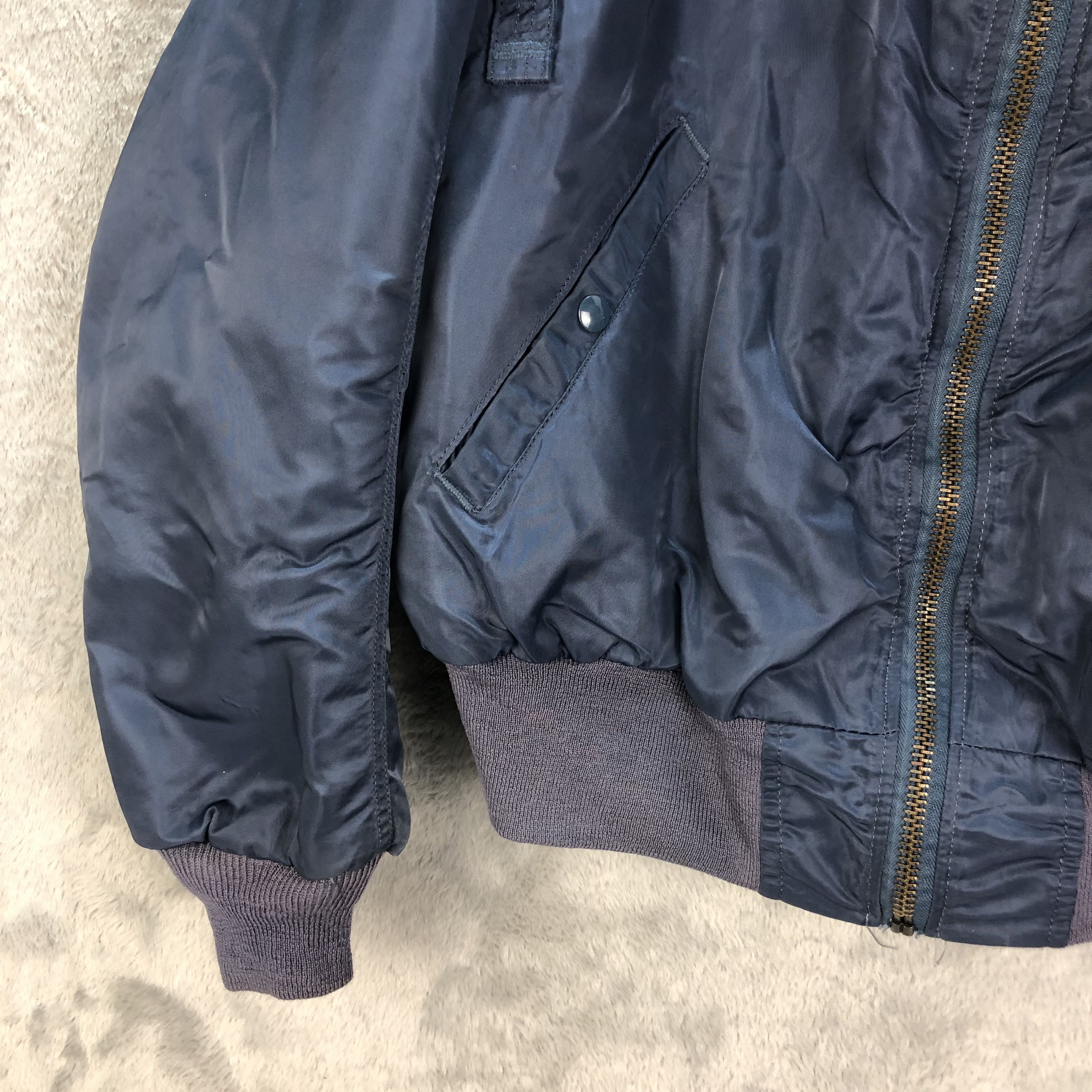 Alpha Industries VINTAGE B-15C ALPHA INDUSTRIES US AIR FORCE BOMBERS #6514-70 Size US L / EU 52-54 / 3 - 4 Thumbnail