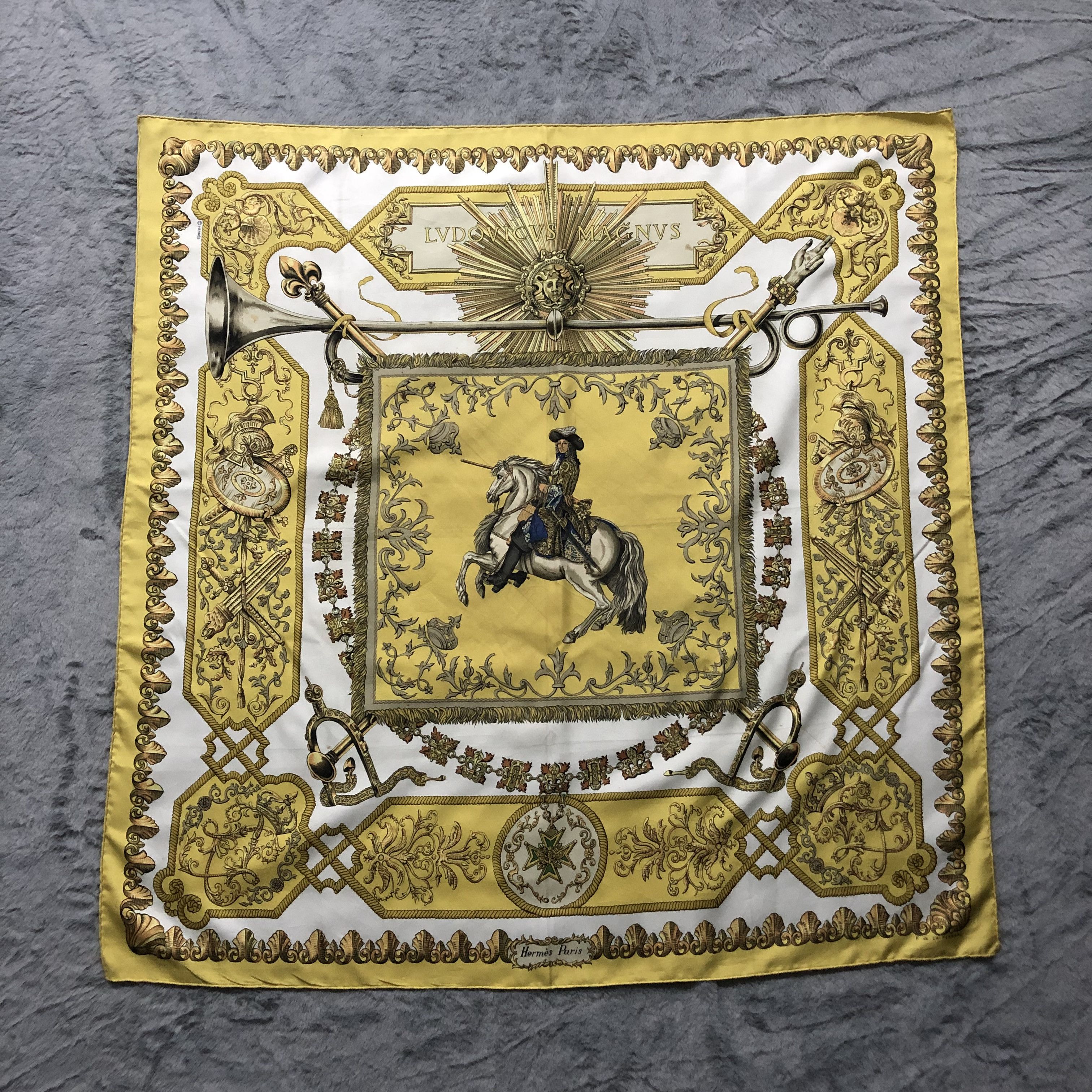 Hermes Hermes carre 90 LVDOVICVS MAGNVS Silk Scarf #203-H Size ONE SIZE - 1 Thumbnail