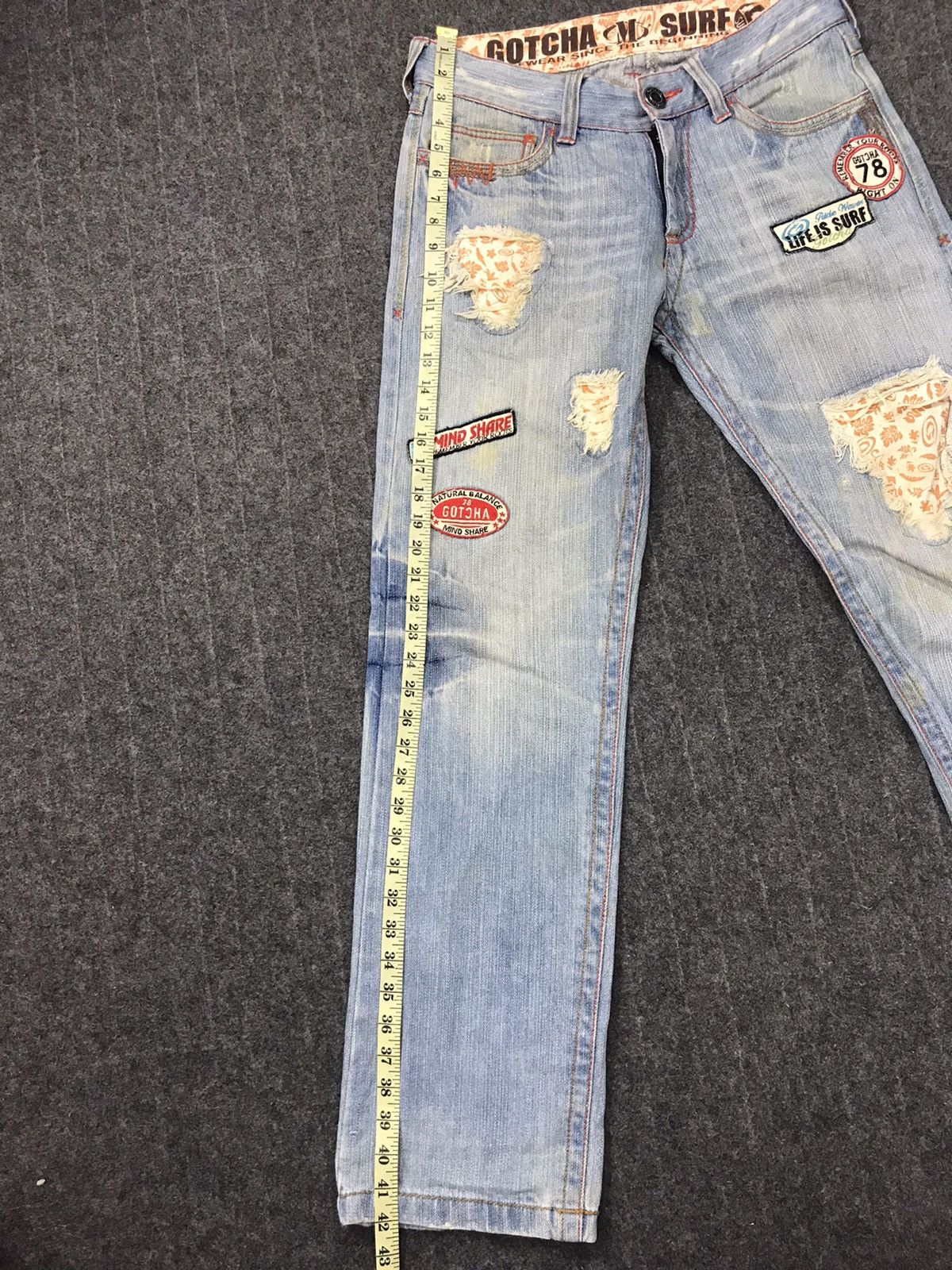 Gotcha × Vintage Vintage Gotcha Surf International Patchwork Logo Size 32 Size US 32 / EU 48 - 11 Thumbnail