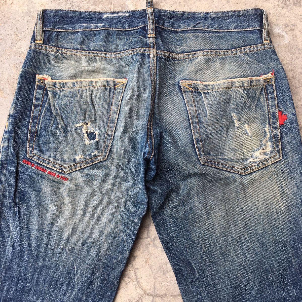 Dsquared2 Dsquared2 distressed denim nice design Size US 31 - 9 Thumbnail