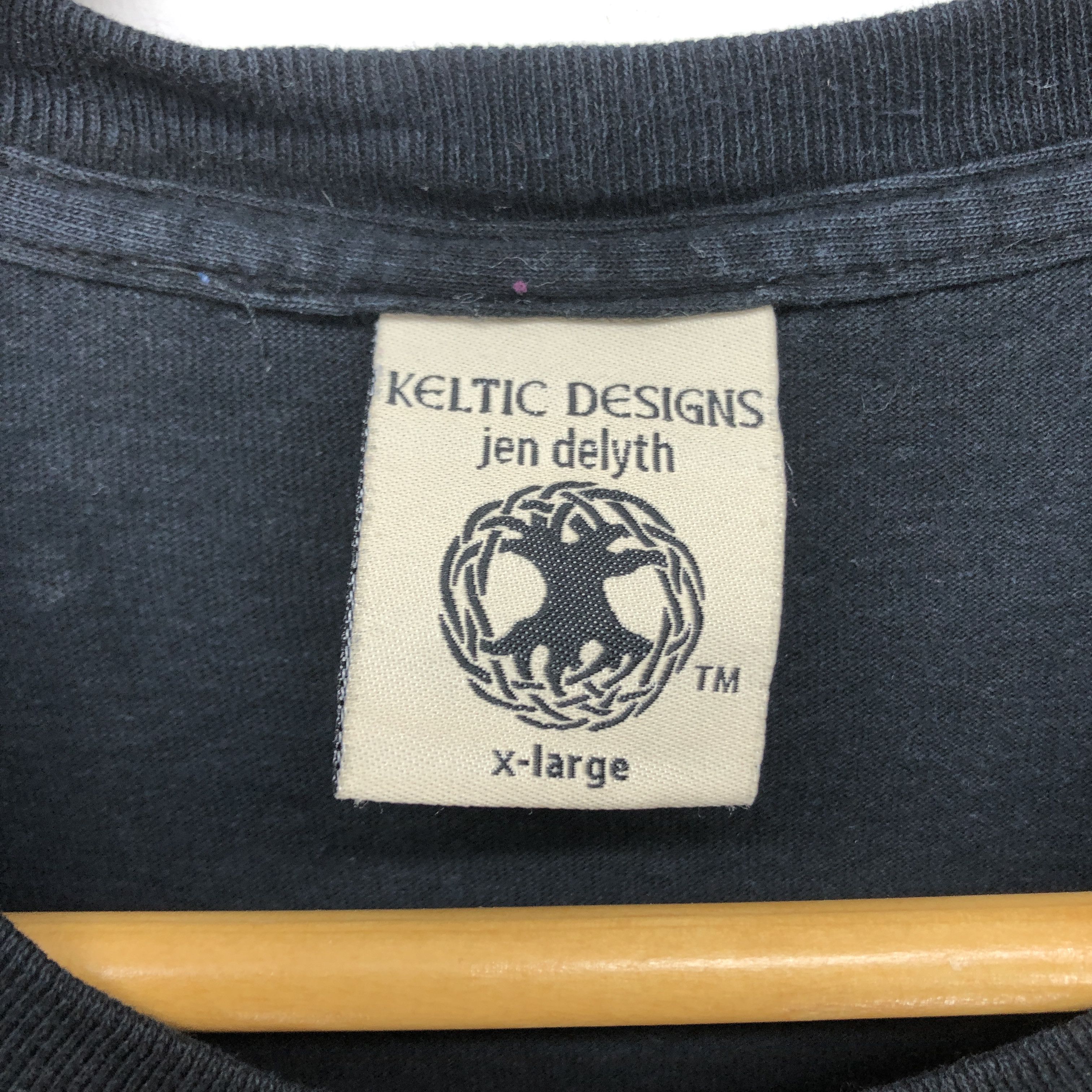 Vintage 1998 Vintage KELTIC DESIGN by JEN DELYTH T Shirt #1233-43 Size US XL / EU 56 / 4 - 5 Thumbnail
