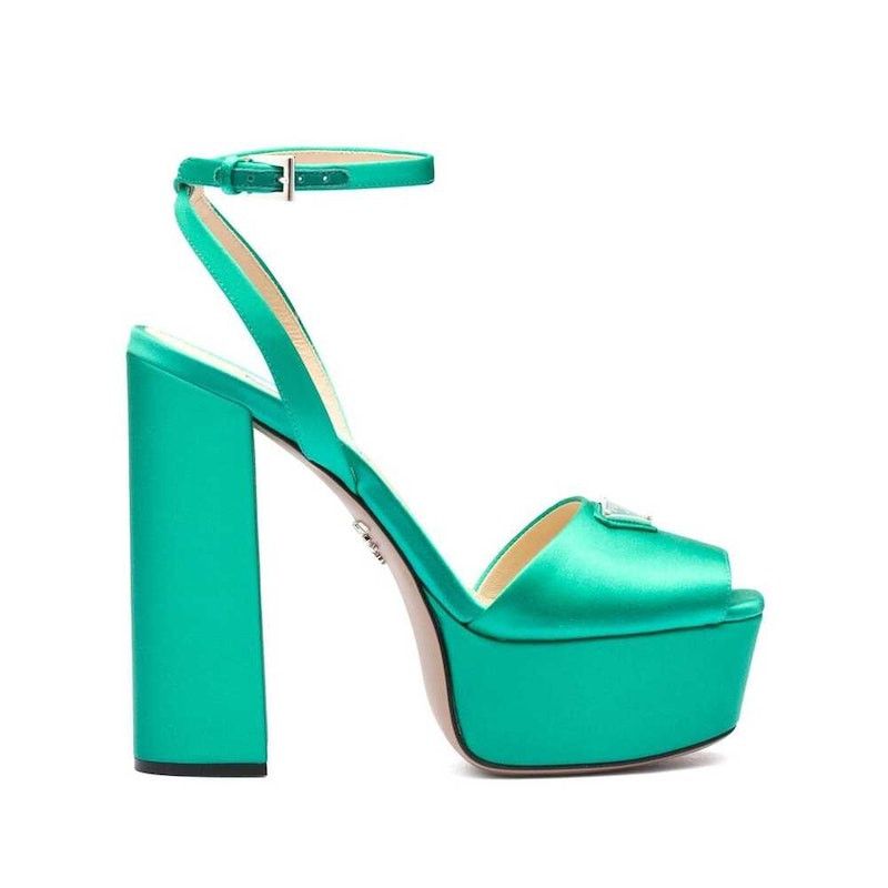 *$2K* VALUE Satin Platform Sandals