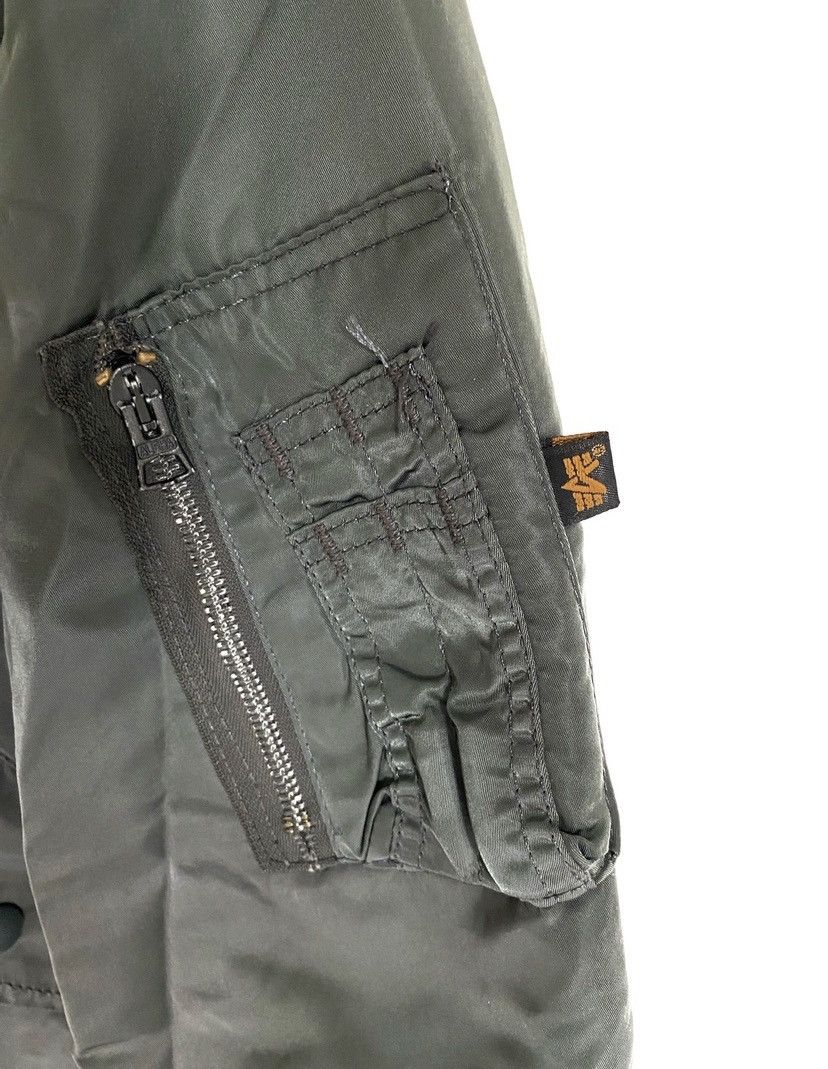 Avirex × Vintage Vintage Kenye West Alpha Industries inc. Flight Jacket USA Size US L / EU 52-54 / 3 - 6 Thumbnail
