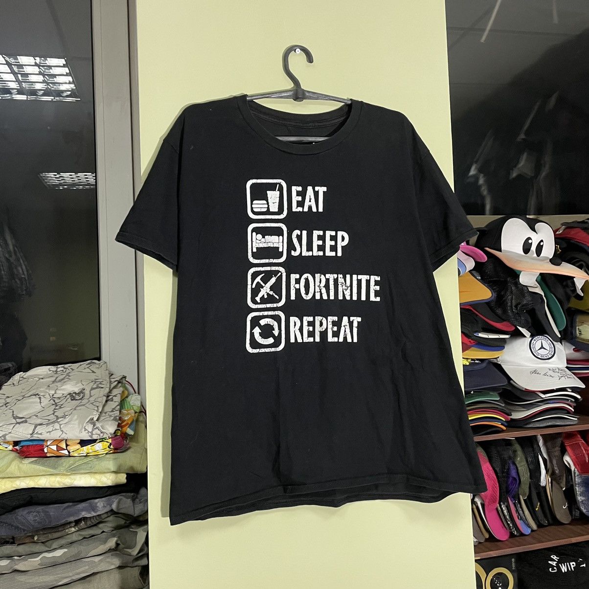 Vintage Y2K Graphic Gaming Tee Fortnite Humor Print Black Relaxed XL Size US XL / EU 56 / 4 - 2 Thumbnail