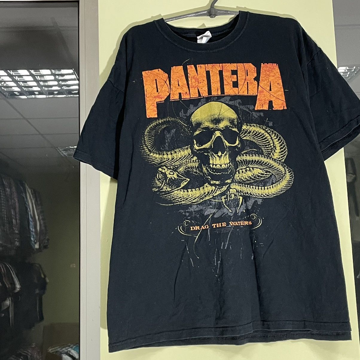 Vintage Vintage 90s Pantera Sun Faded Graphic Band Tee Grunge XL Size US XL / EU 56 / 4 - 4 Thumbnail