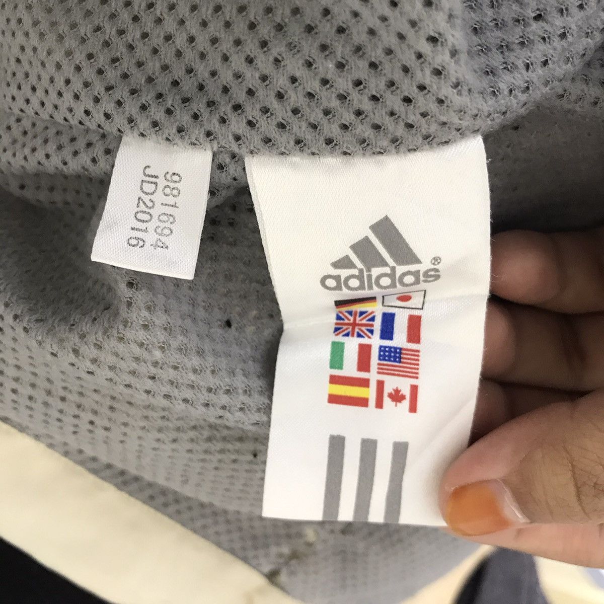 Adidas ADIDAS EQUIPMENT Three Stripes Side Tape Windbreaker Jacket Size US M / EU 48-50 / 2 - 6 Thumbnail