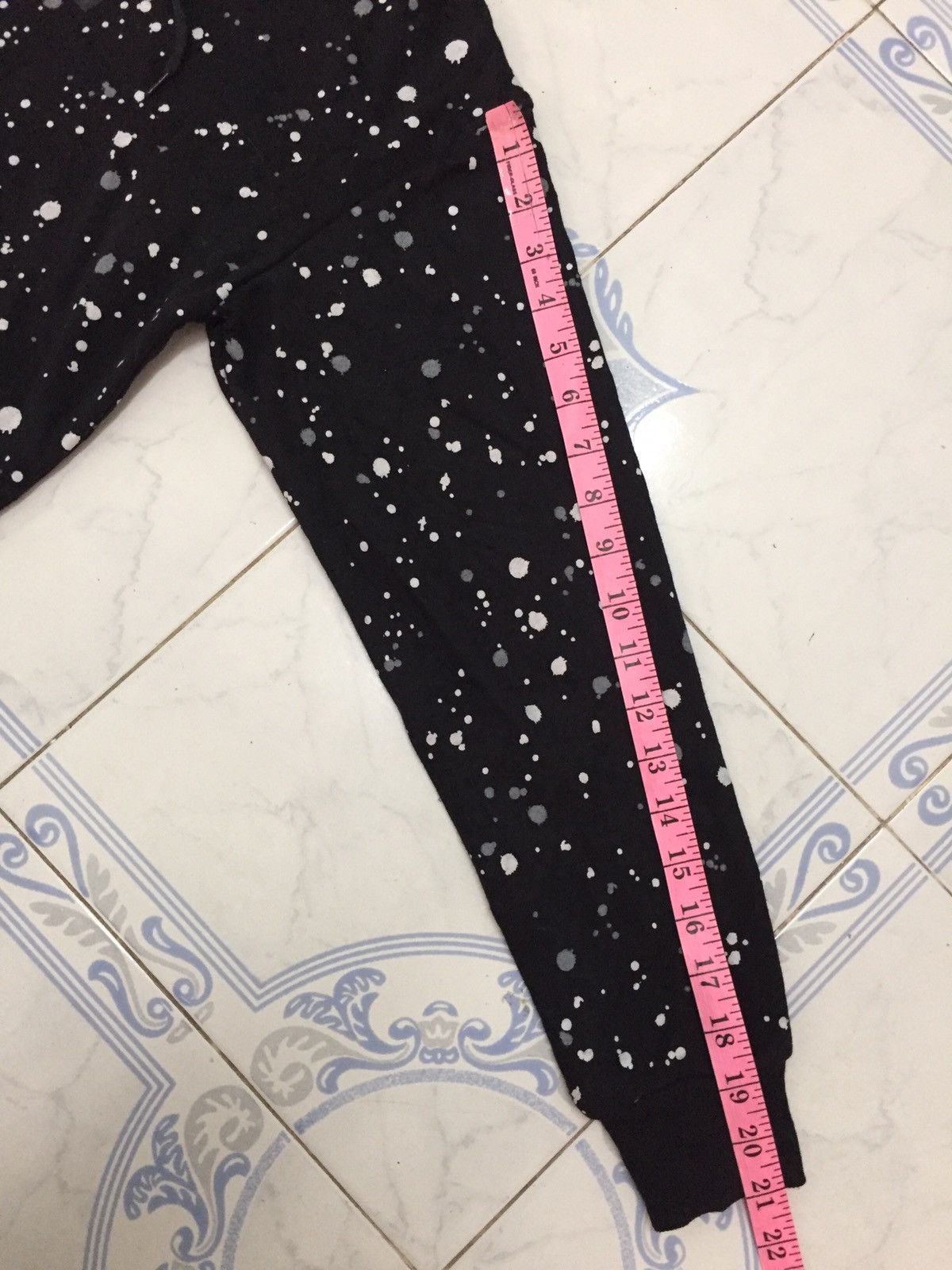 Japanese Brand Dispersion painted dot style sweater/sweatshirt hoodie Size US S / EU 44-46 / 1 - 17 Thumbnail
