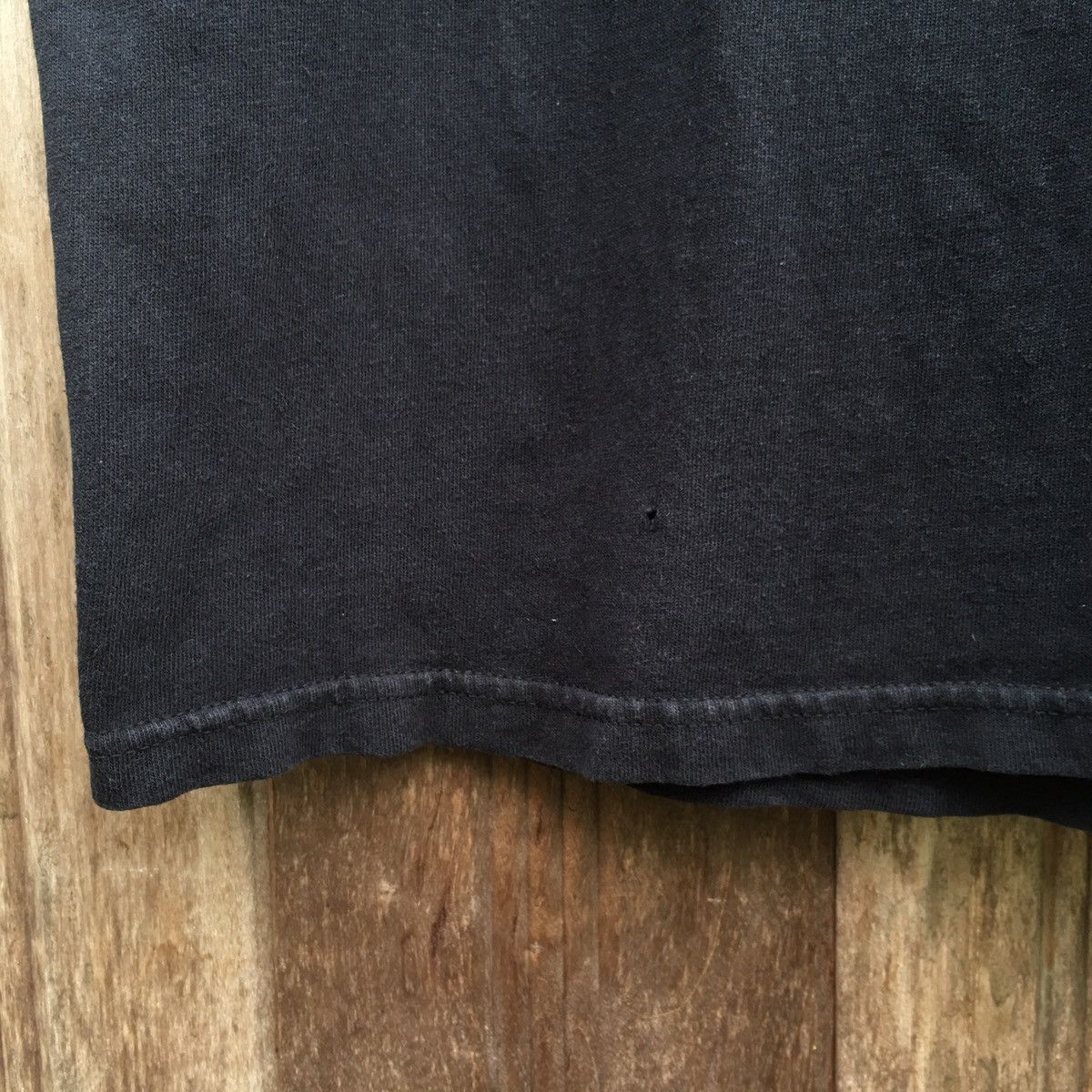Band Tees Thrashed Faded Vintage Y2K Akon Konvicted ERD GRUNGE TEE Size US M / EU 48-50 / 2 - 5 Thumbnail