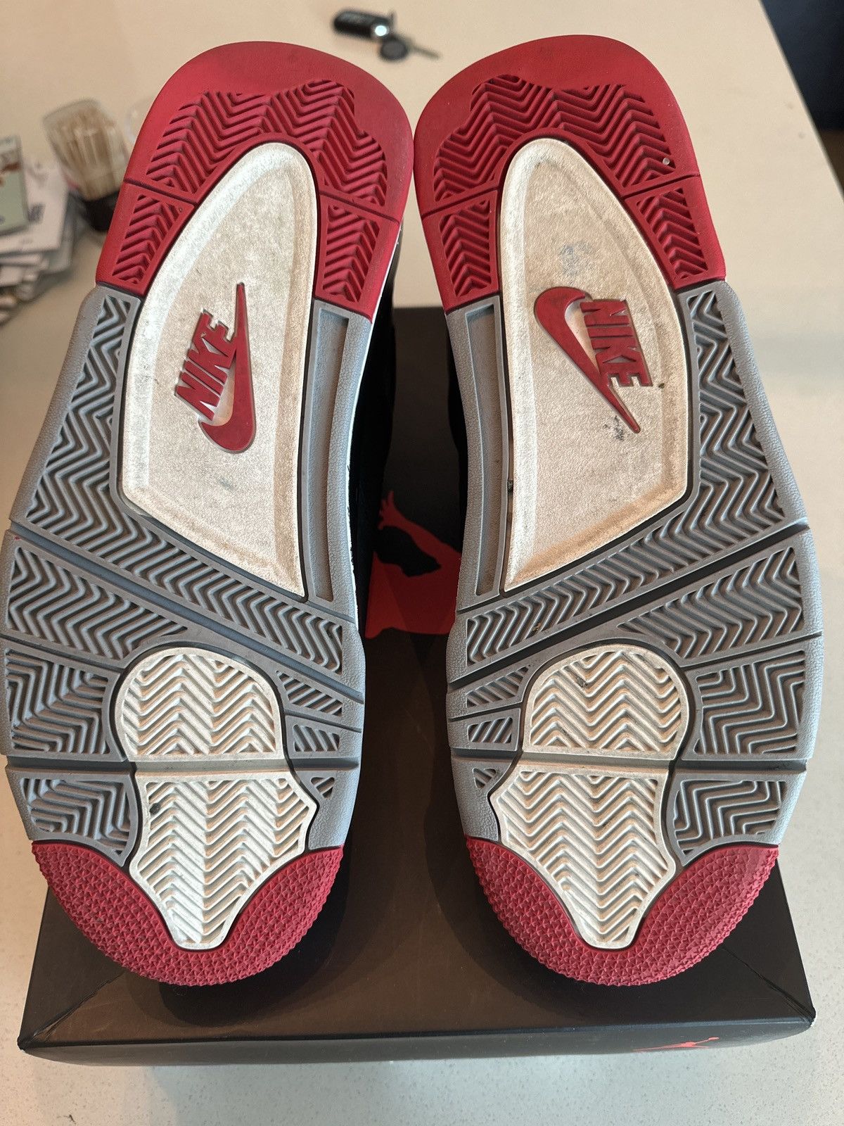 Jordan Brand Jordan Bred 4 Size US 11 / EU 44 - 6 Thumbnail