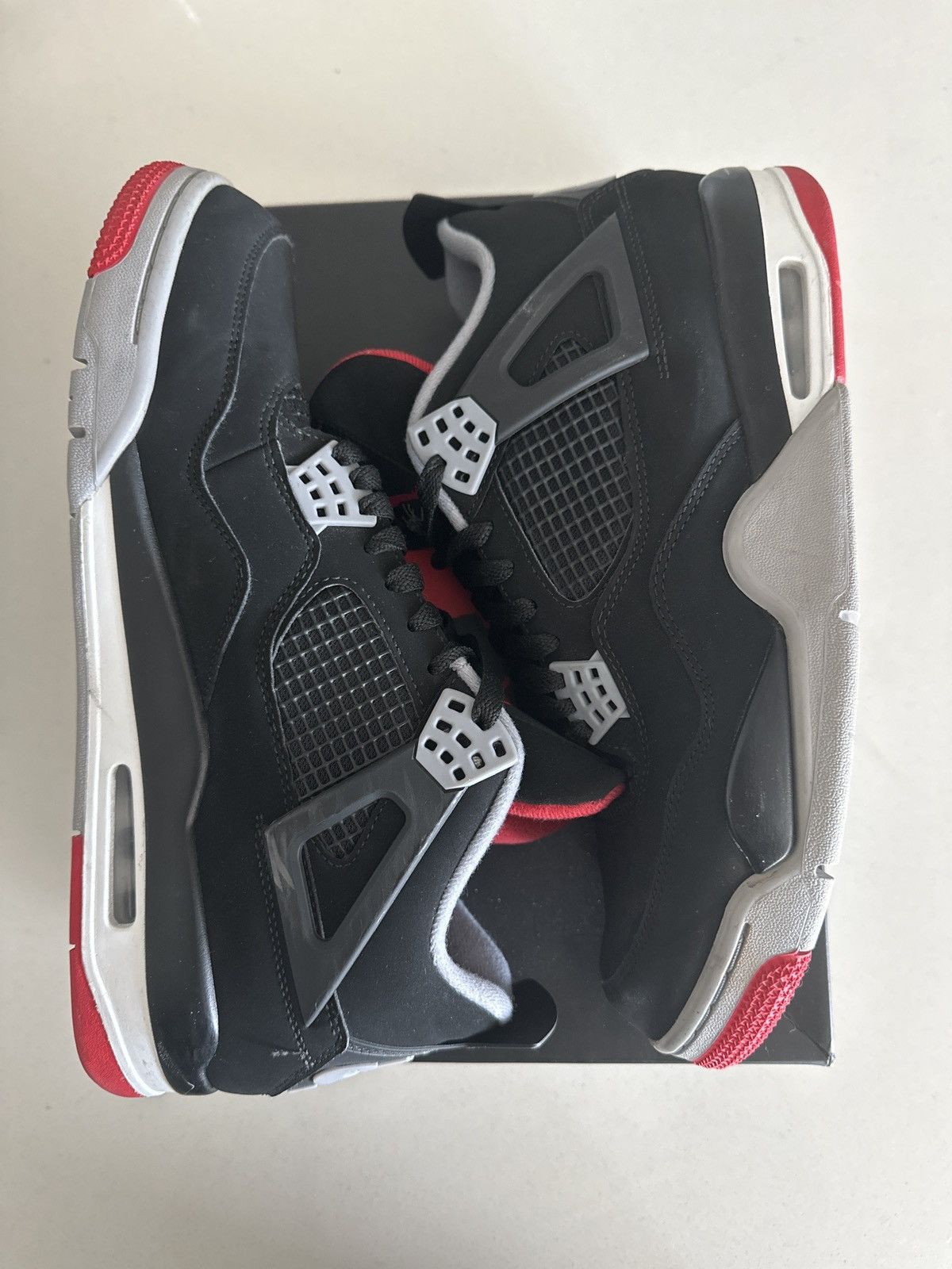 Jordan Brand Jordan Bred 4 Size US 11 / EU 44 - 3 Thumbnail