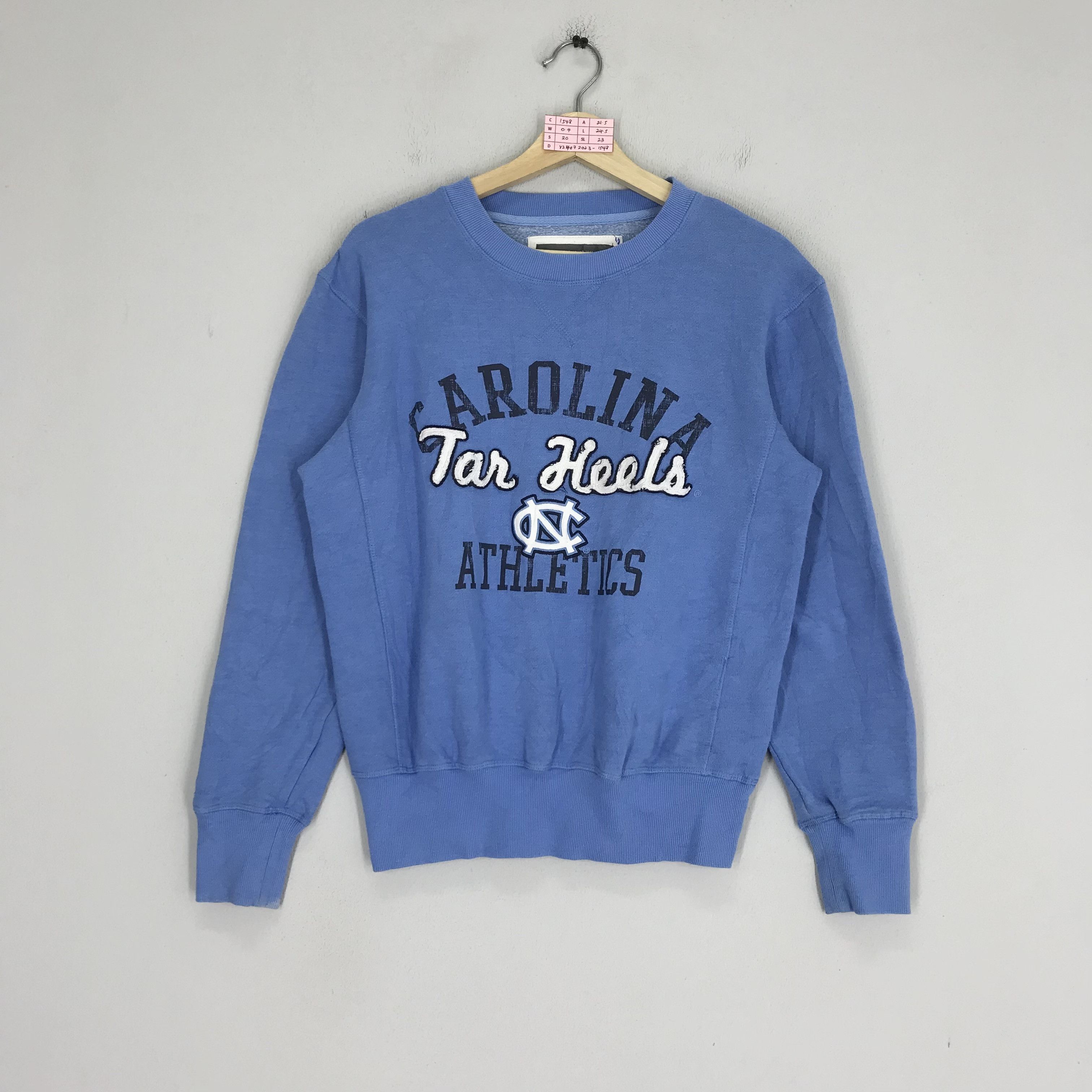 Vintage Vintage University North Carolina Tar Heels Embroidery Logo Size US S / EU 44-46 / 1 - 1 Thumbnail