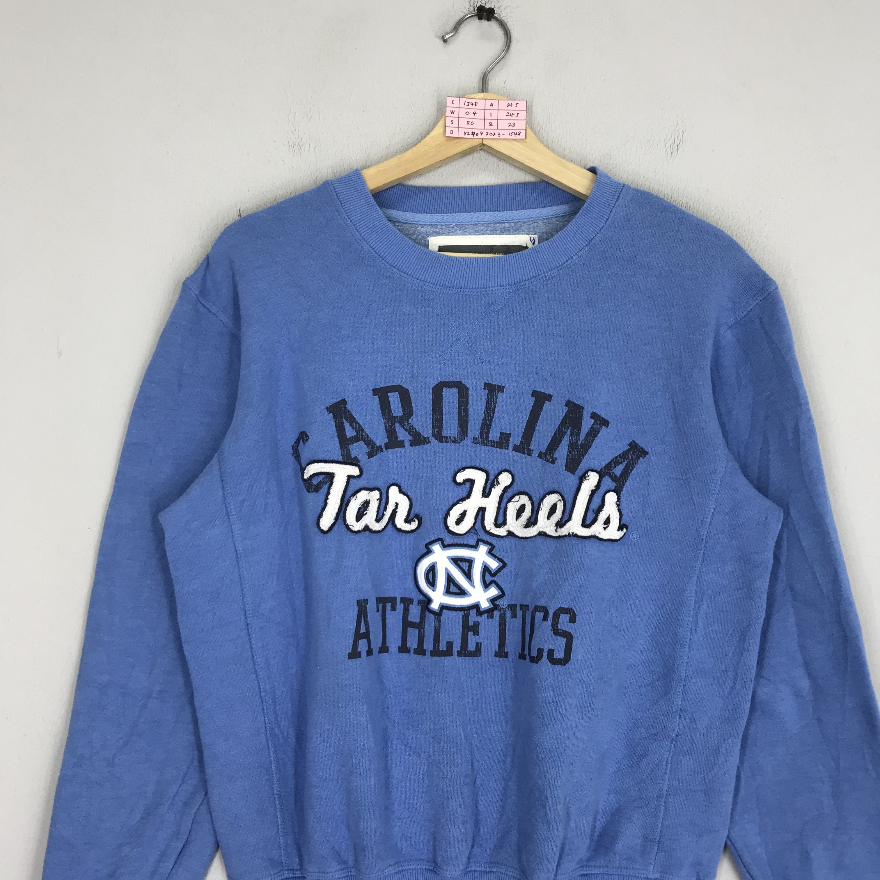 Vintage Vintage University North Carolina Tar Heels Embroidery Logo Size US S / EU 44-46 / 1 - 3 Thumbnail