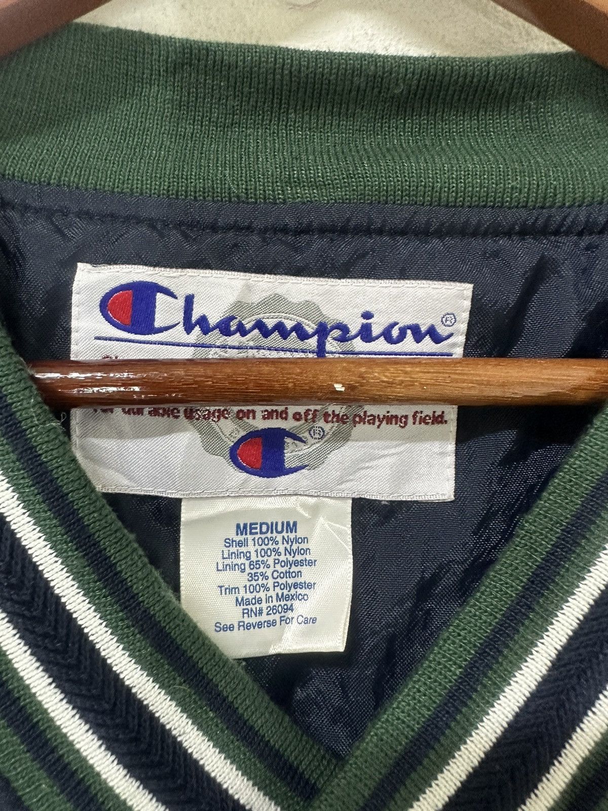 Champion Vintage Champion Sweatshirt Pullover V Neck Big Logo Design Size US M / EU 48-50 / 2 - 4 Thumbnail