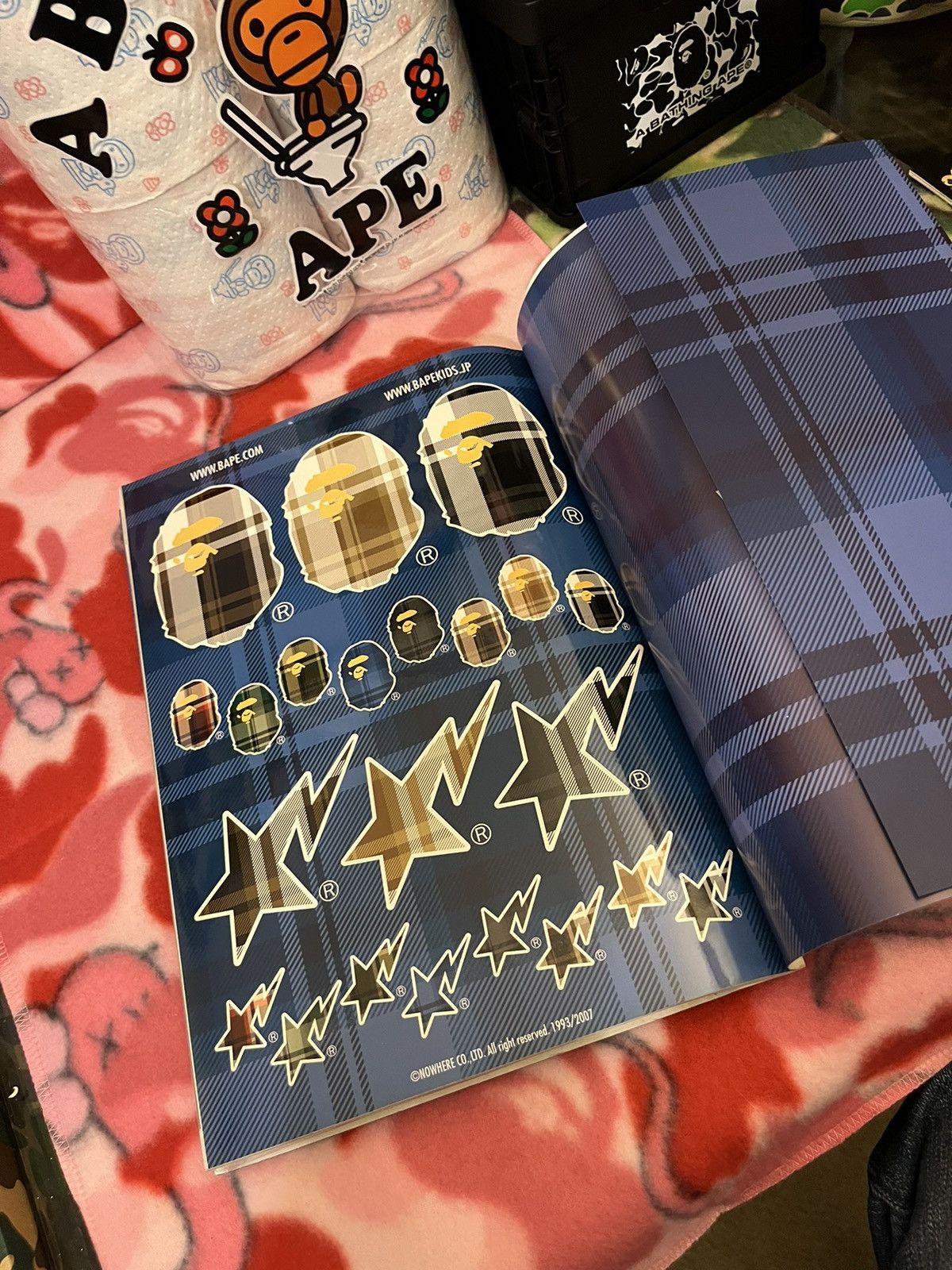 Bape Bape magazine +Pouch & Pencils 2007 Size ONE SIZE - 3 Thumbnail