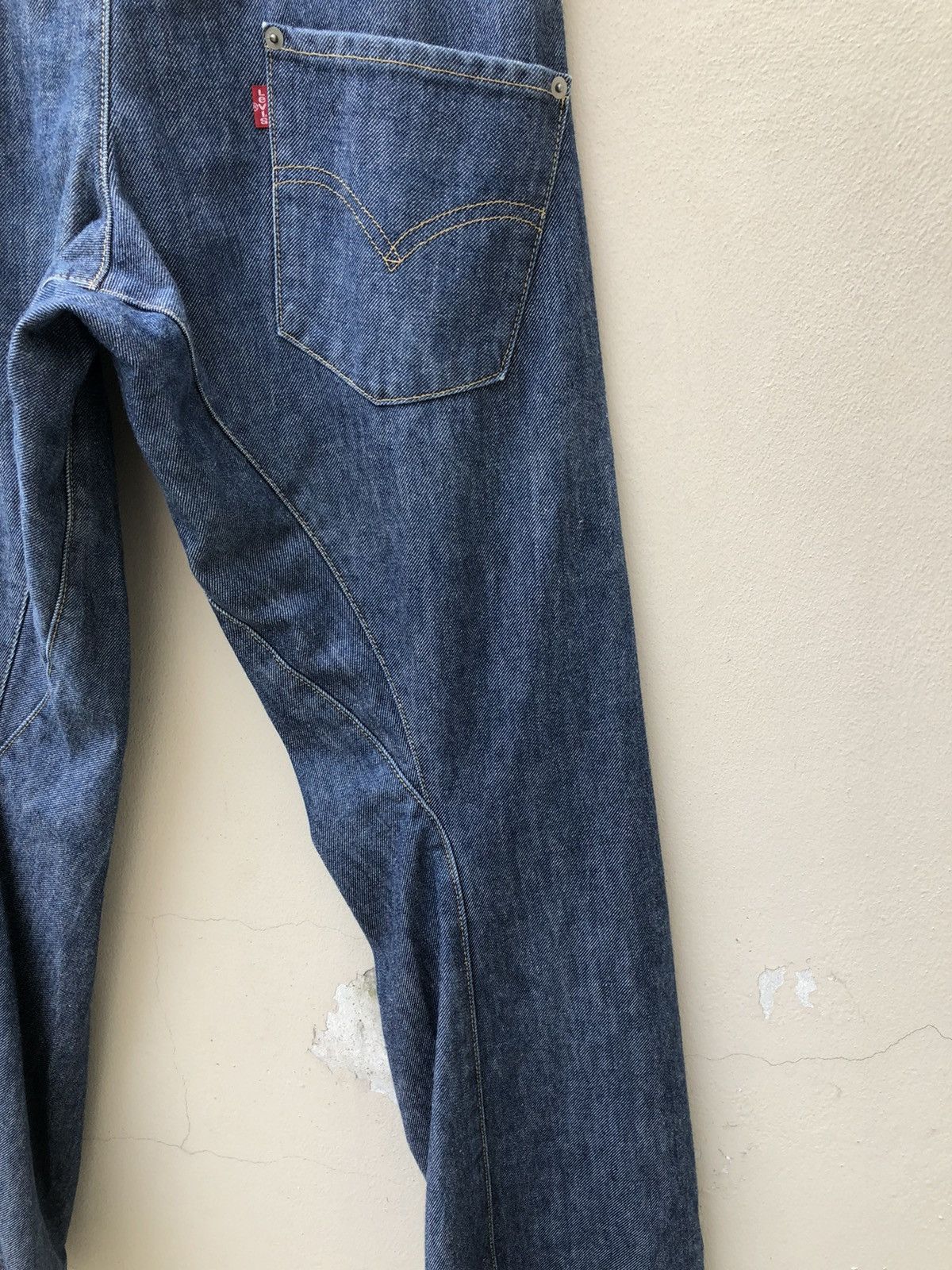 Japanese Brand 2000 Levi’s Engineered Jeans Buckle Back Loose Denim Size US 30 / EU 46 - 21 Thumbnail