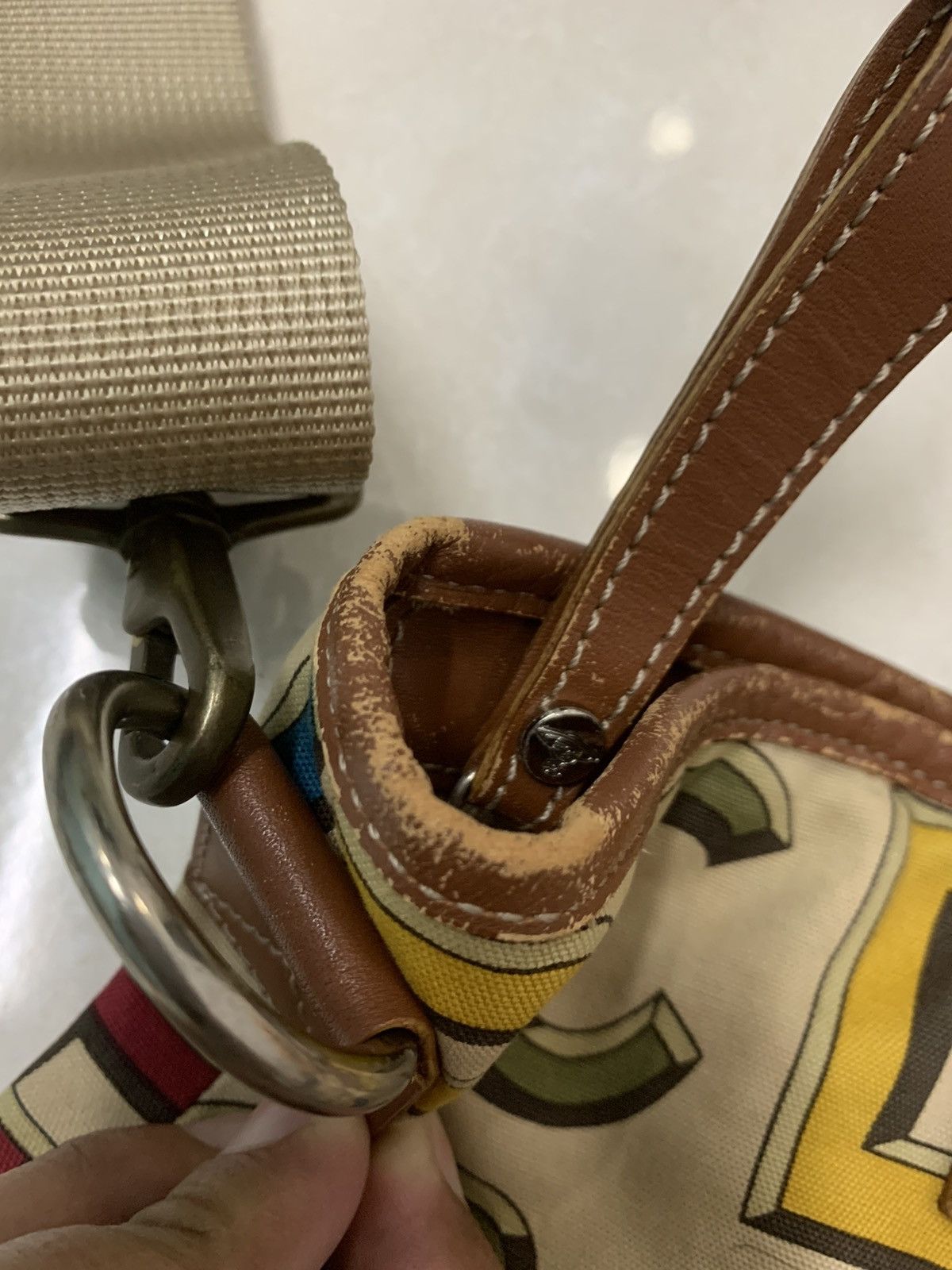 Vivienne Westwood 🔥Vivienne Westwood Alphabet Letter Two Way Shoulder Bag Size ONE SIZE - 5 Thumbnail