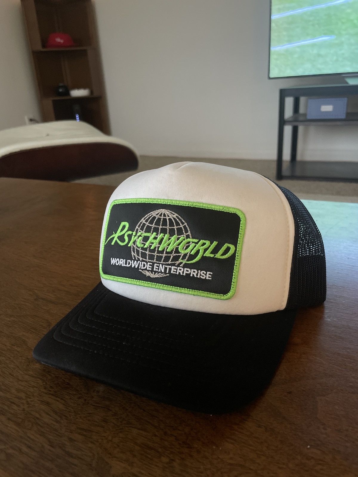 Psychworld Psychworld trucker hat Size ONE SIZE - 1 Thumbnail