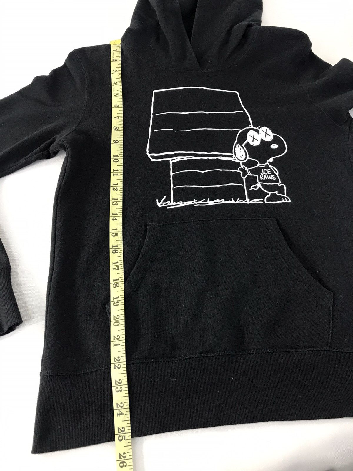 Kaws × Peanuts × Uniqlo Sweatshirt Kaws X Peanuts Big Logo Hoodie Style Size US M / EU 48-50 / 2 - 10 Thumbnail